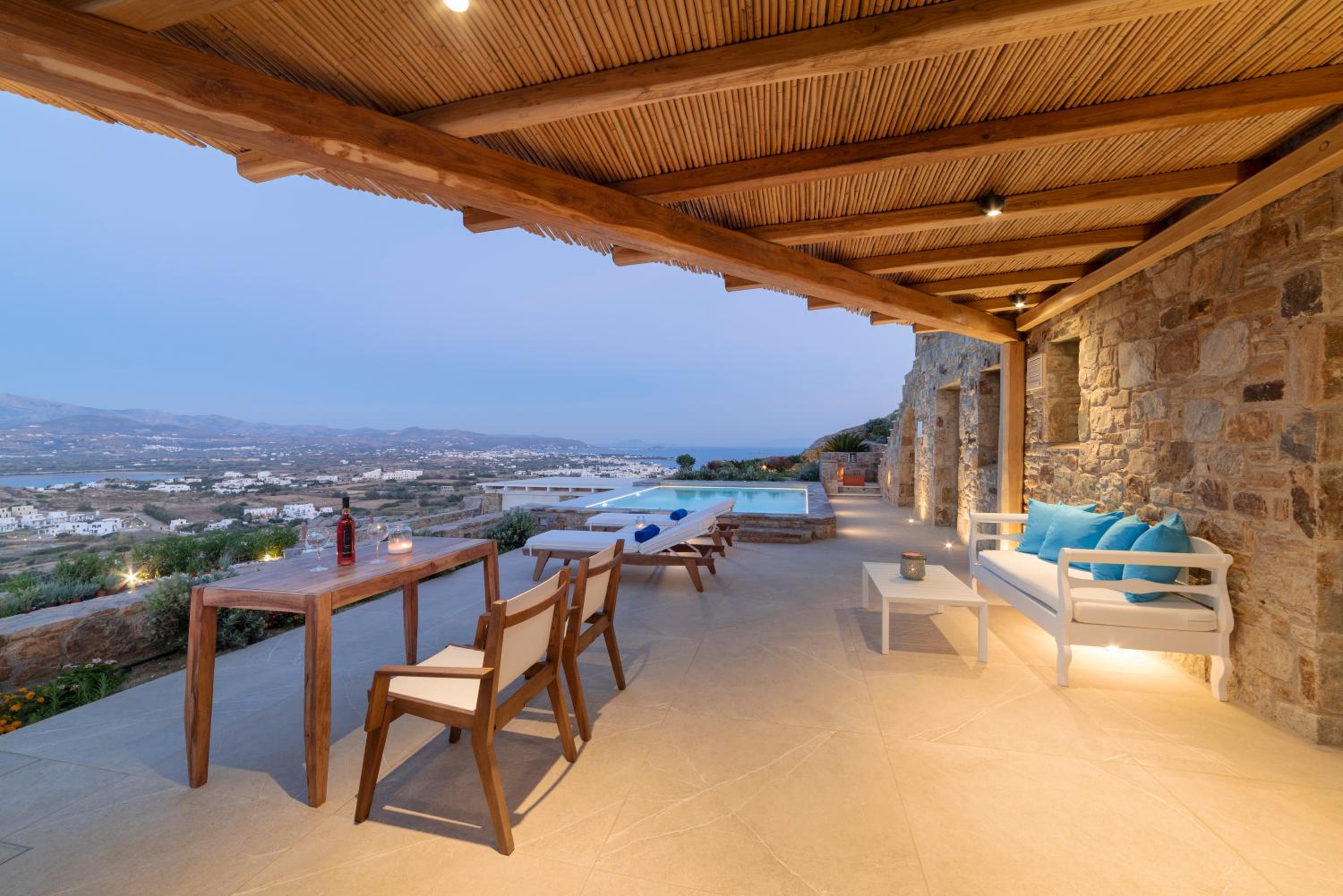 Naxos Rock Villas