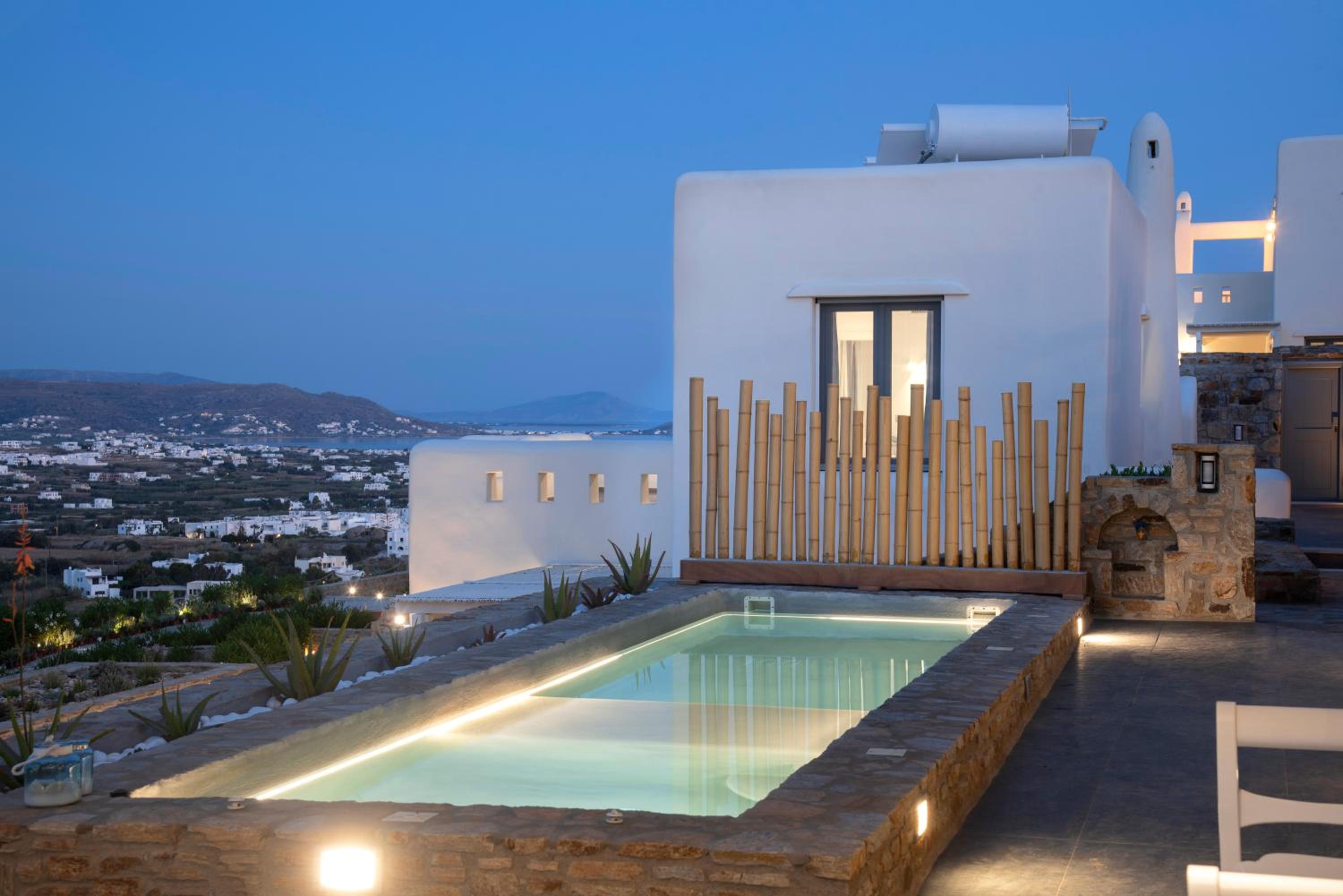 Naxos Rock Villas