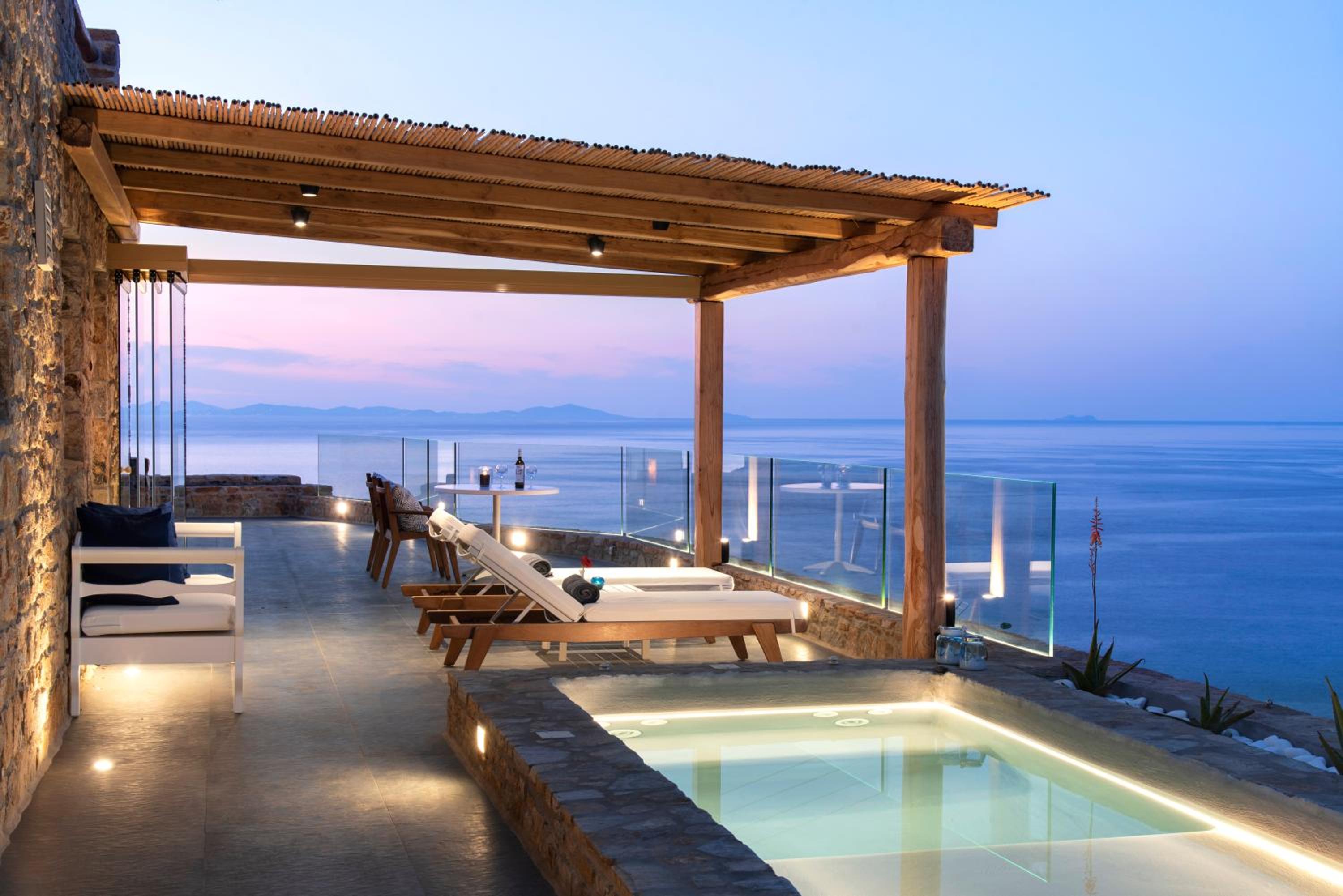Naxos Rock Villas
