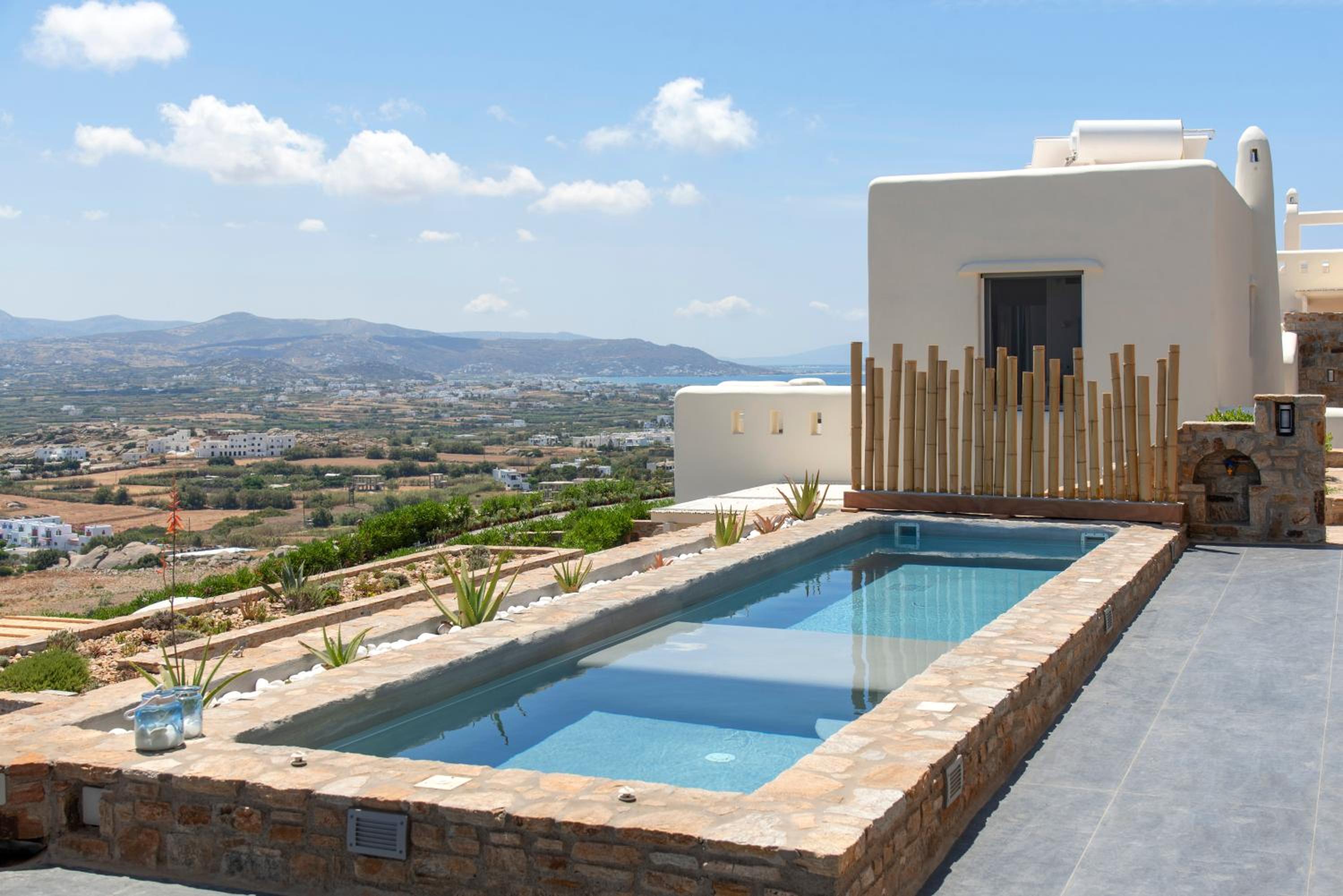 Naxos Rock Villas