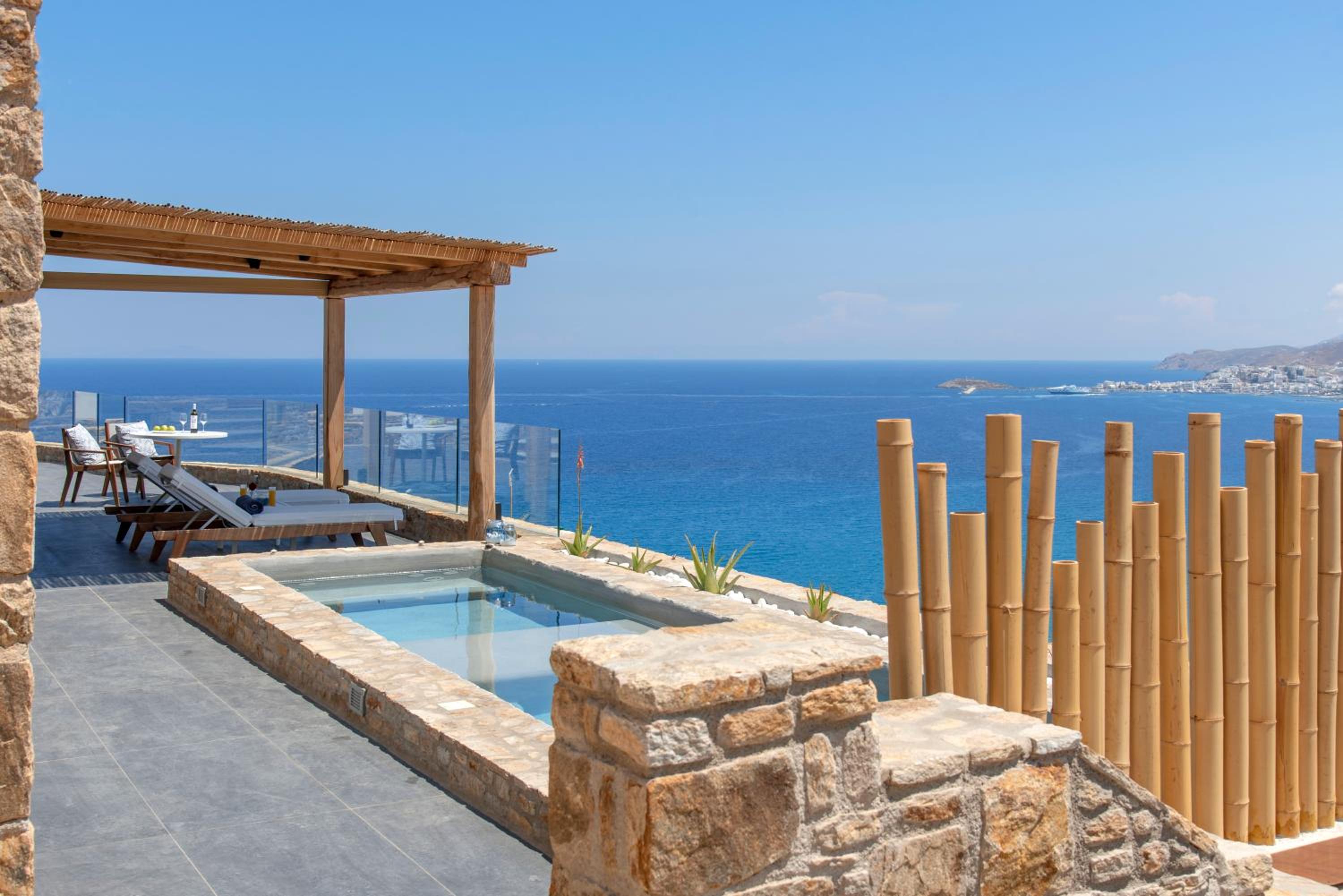 Naxos Rock Villas