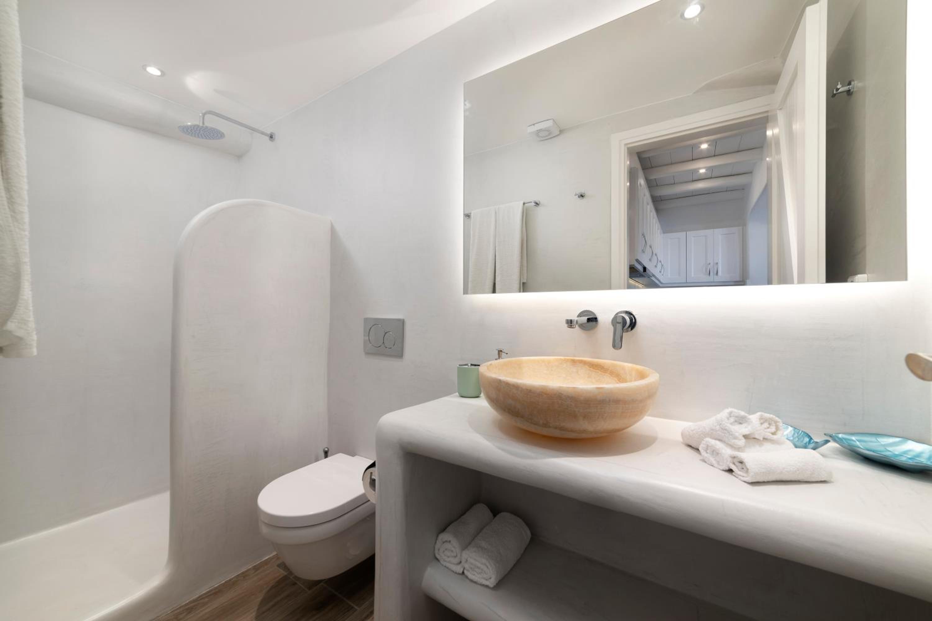Naxos Rock Villas