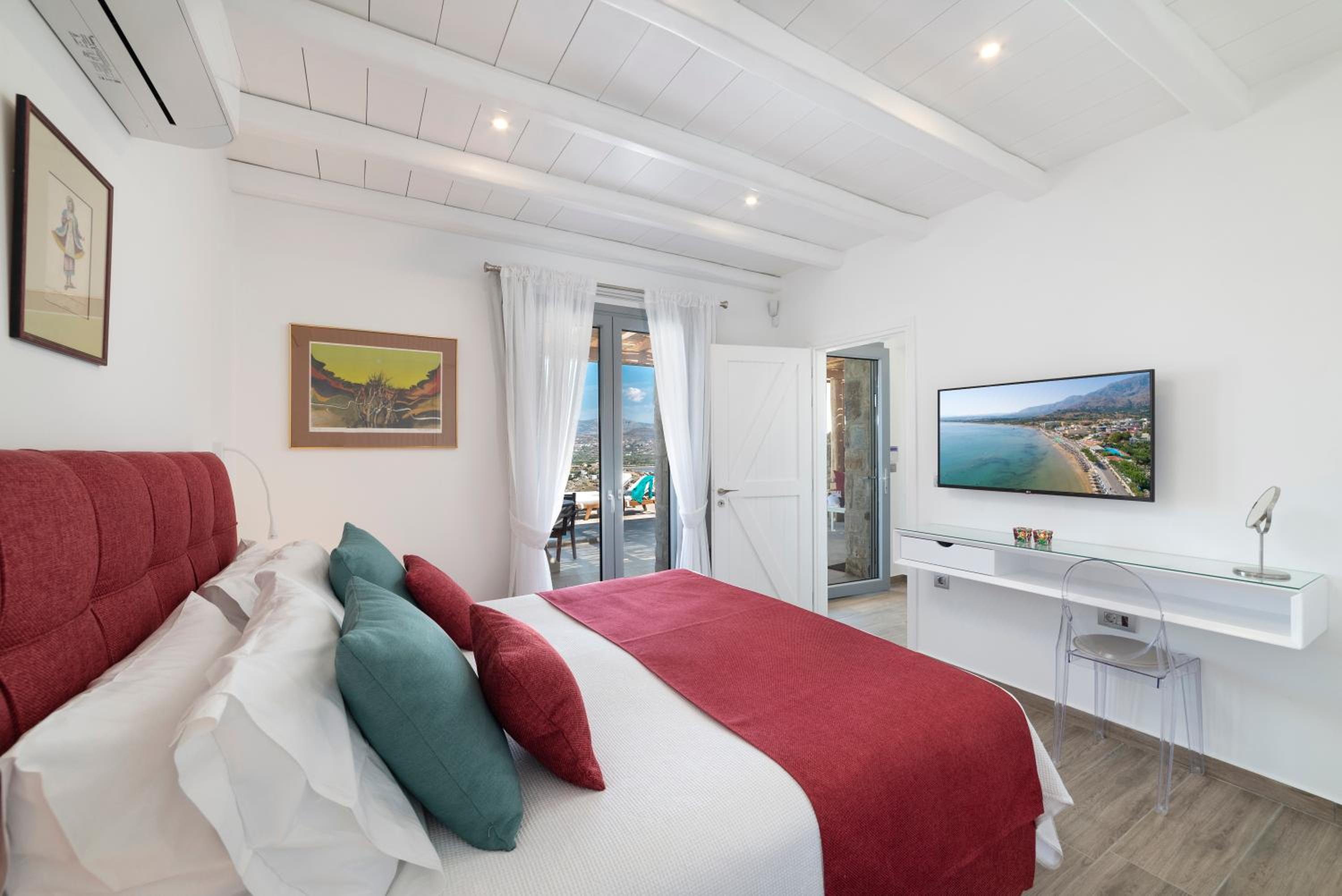Naxos Rock Villas