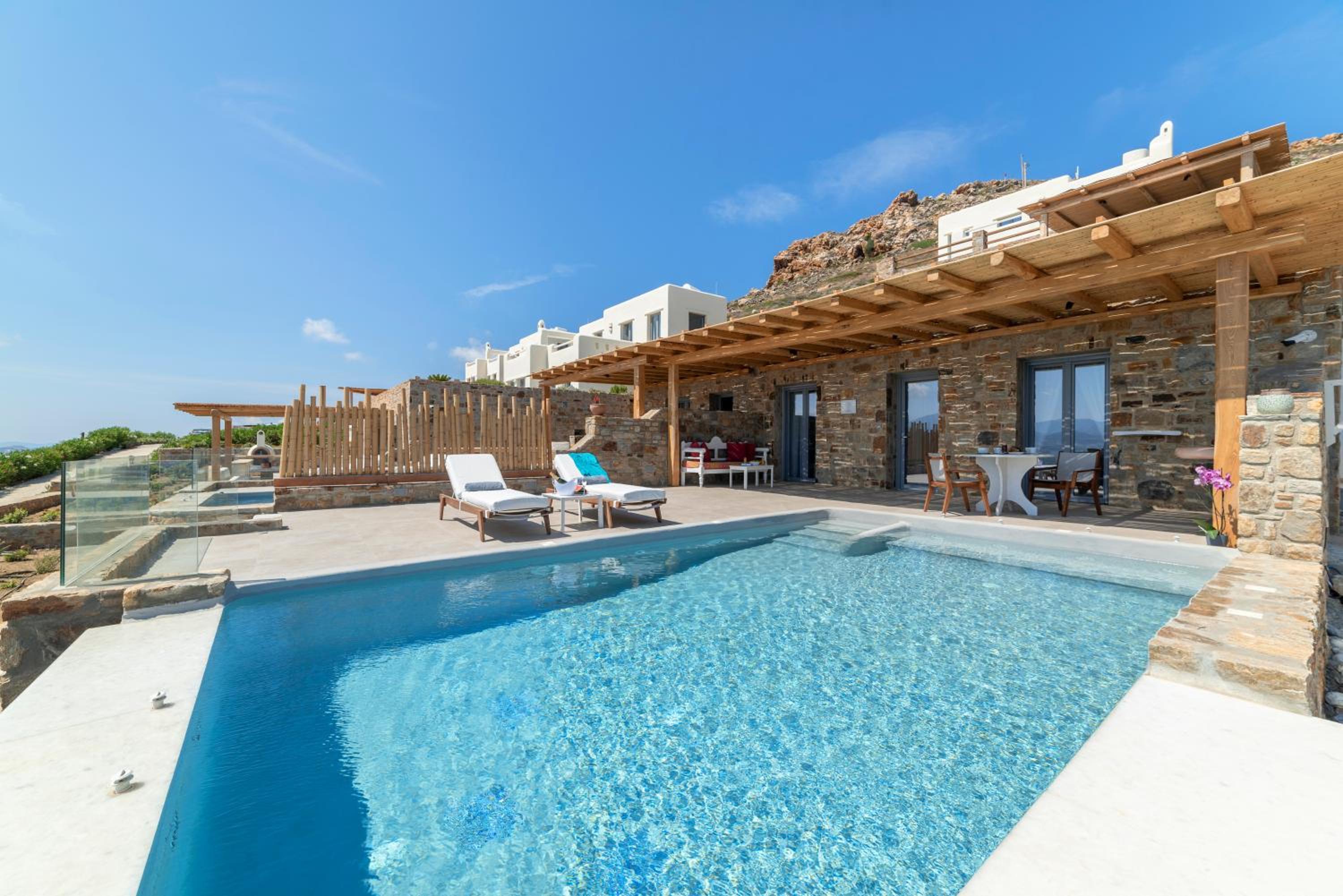 Naxos Rock Villas