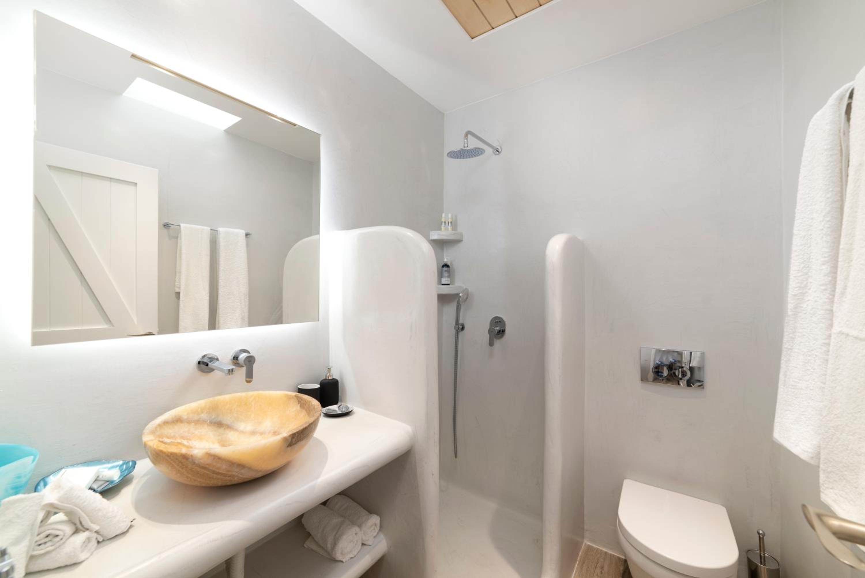 Naxos Rock Villas