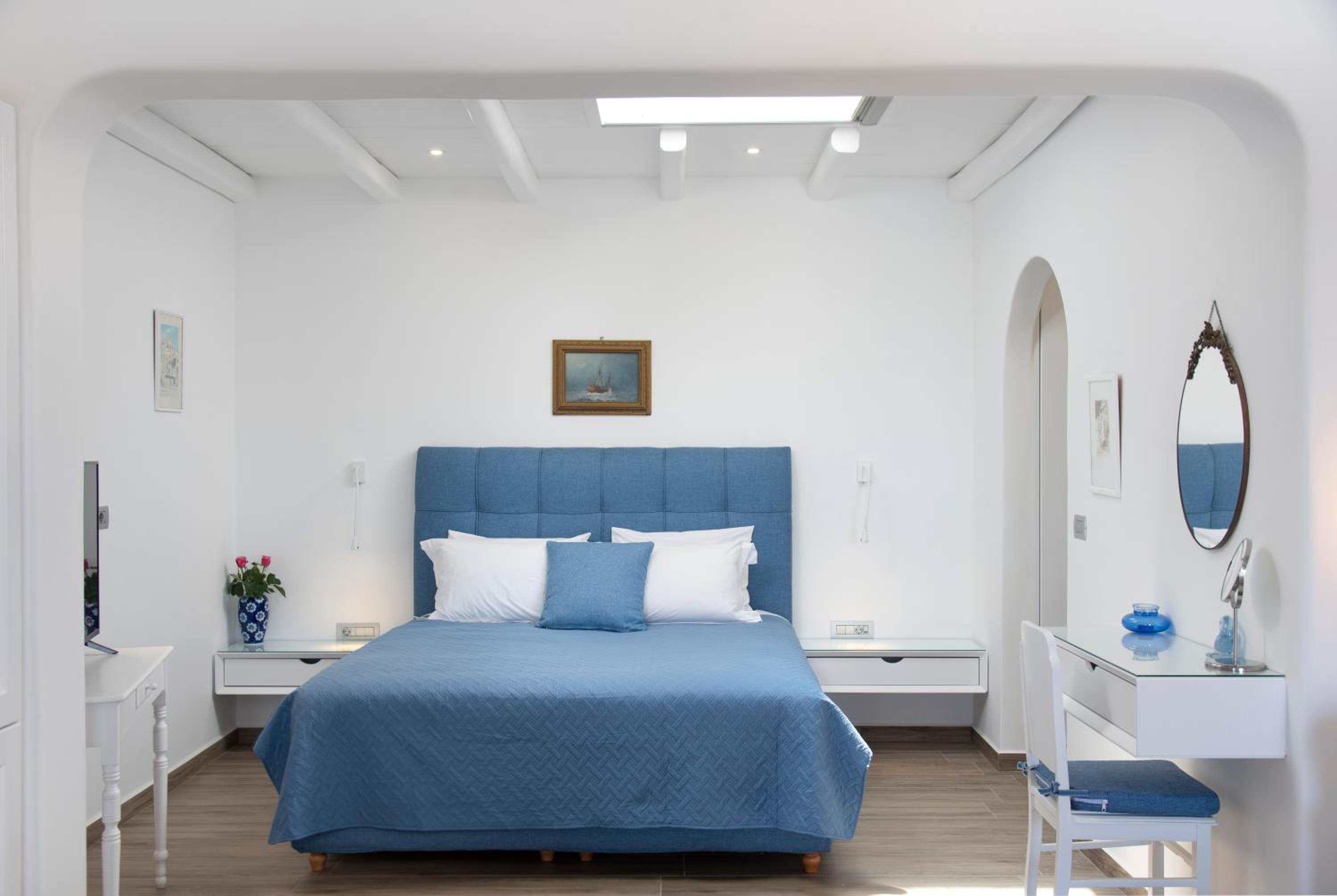 Naxos Rock Villas