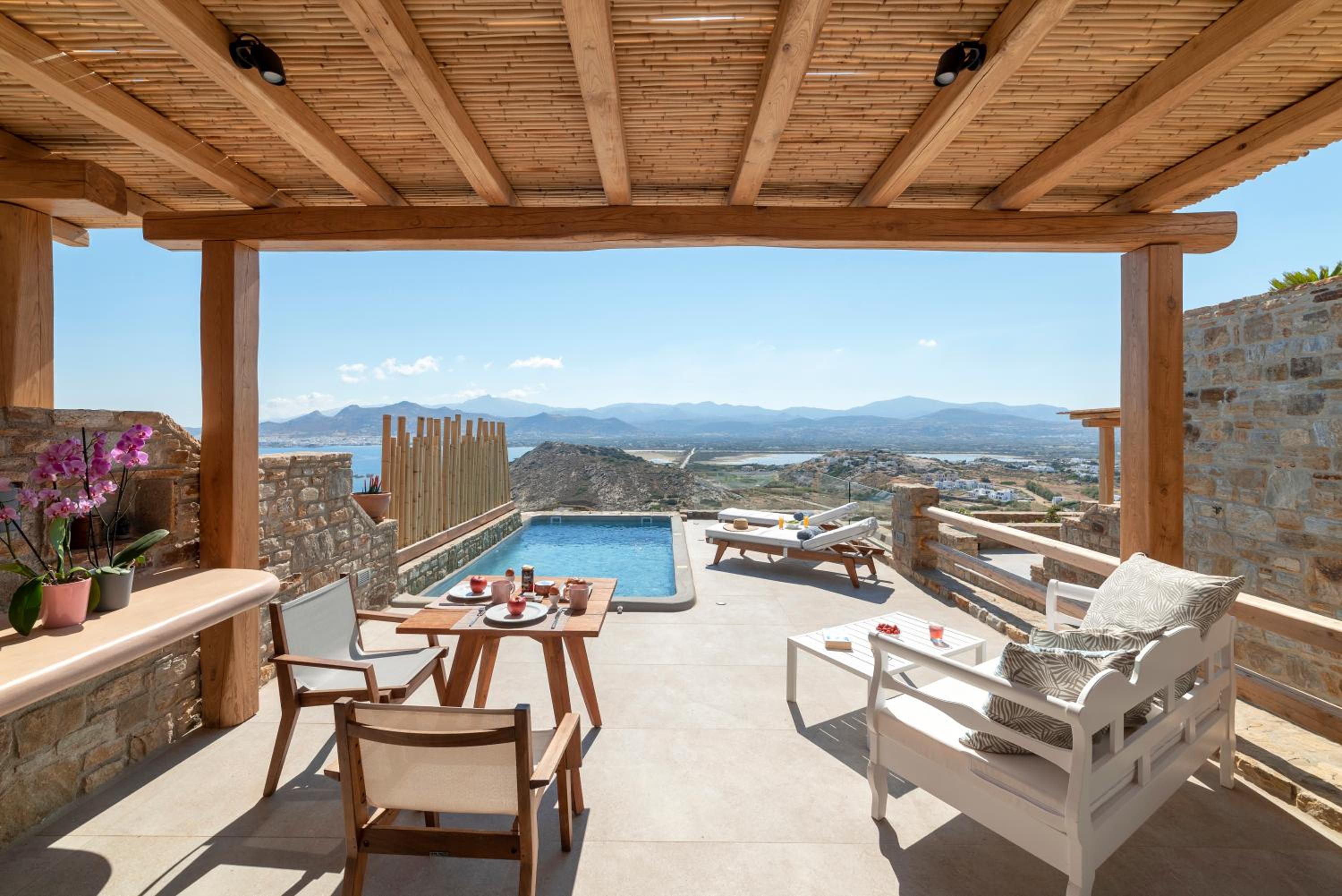 Naxos Rock Villas