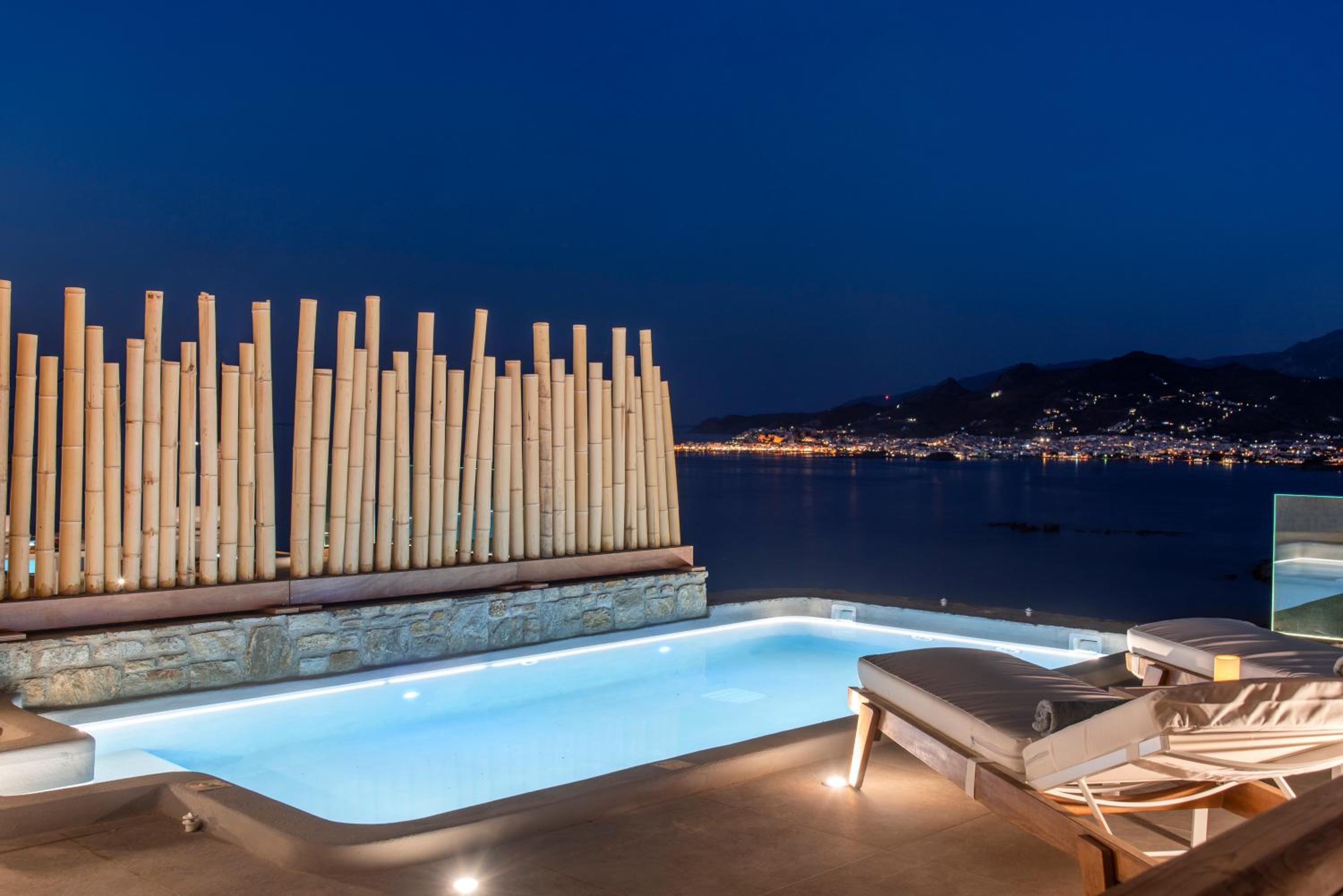 Naxos Rock Villas