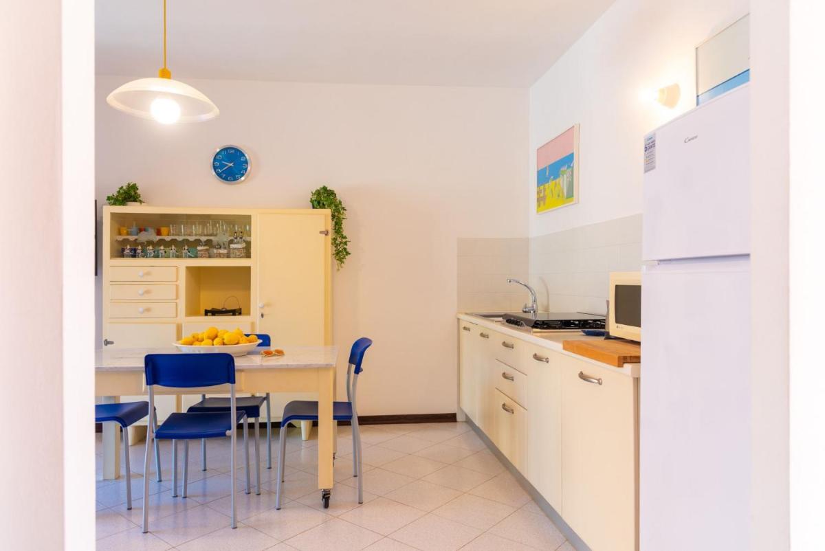 Appartamento Le Ginestre view 2