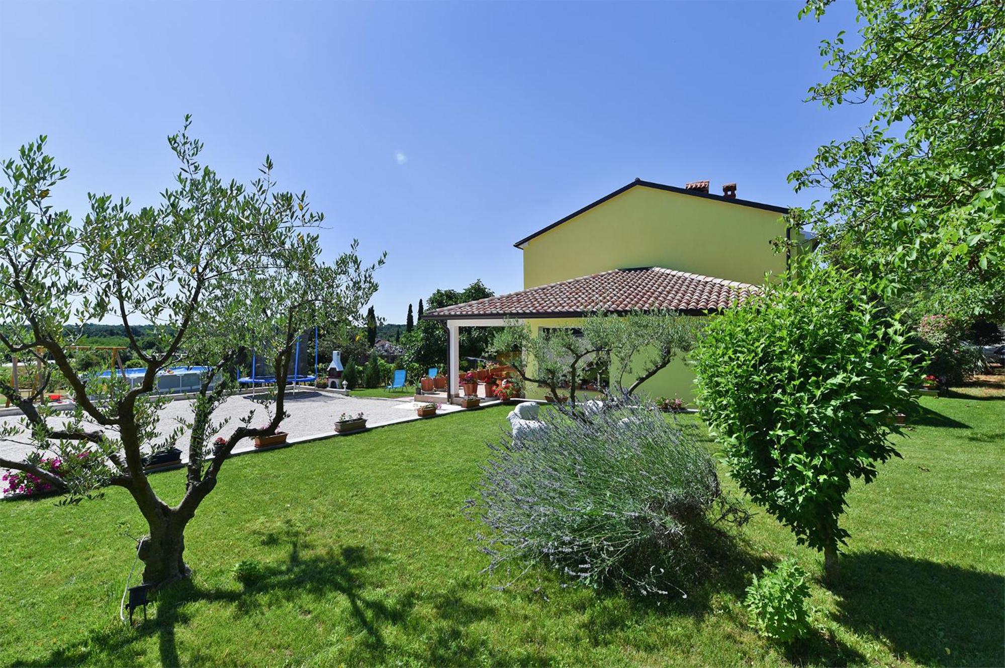 Photo 40