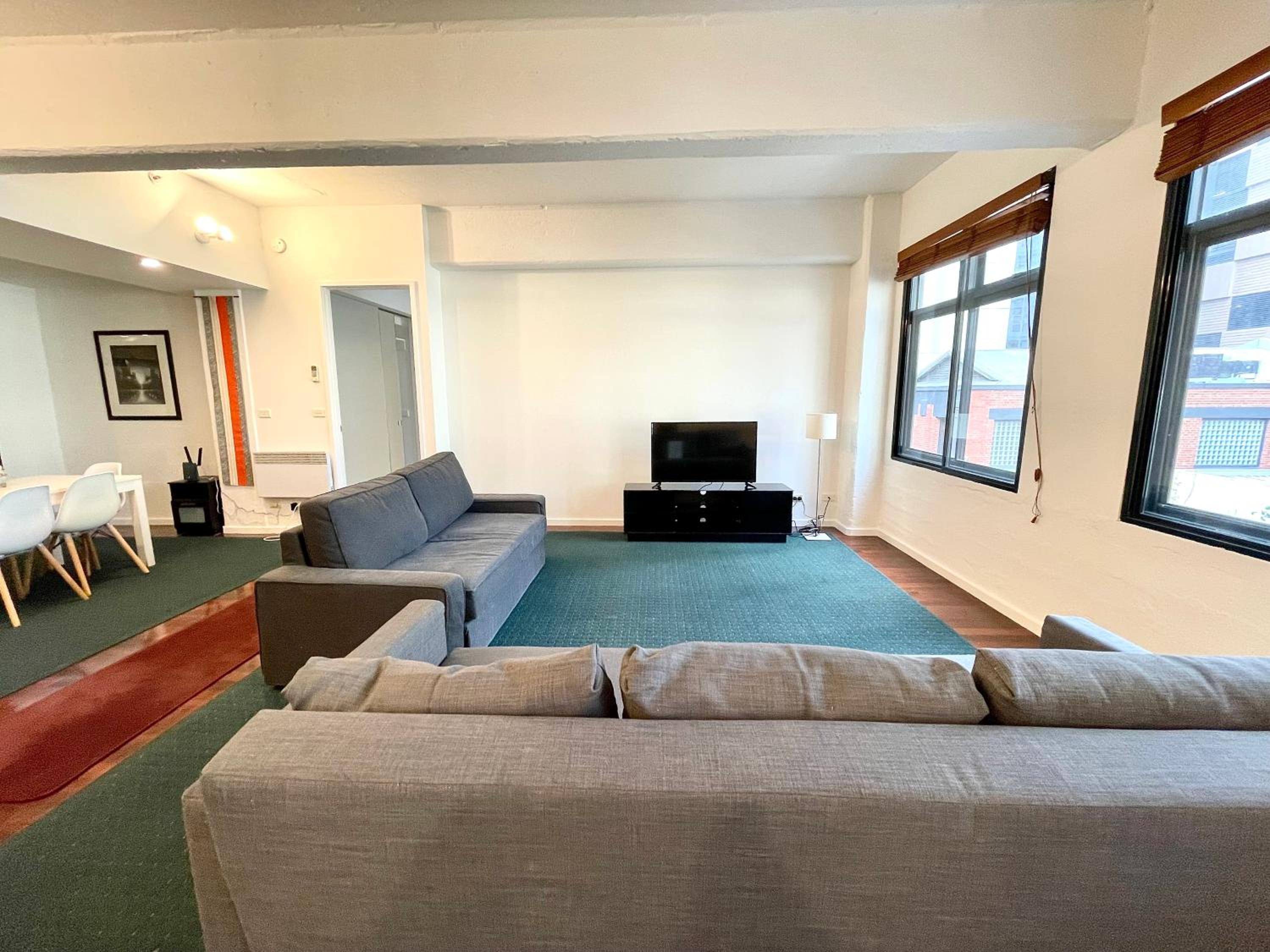 ReadySet Apartments on King