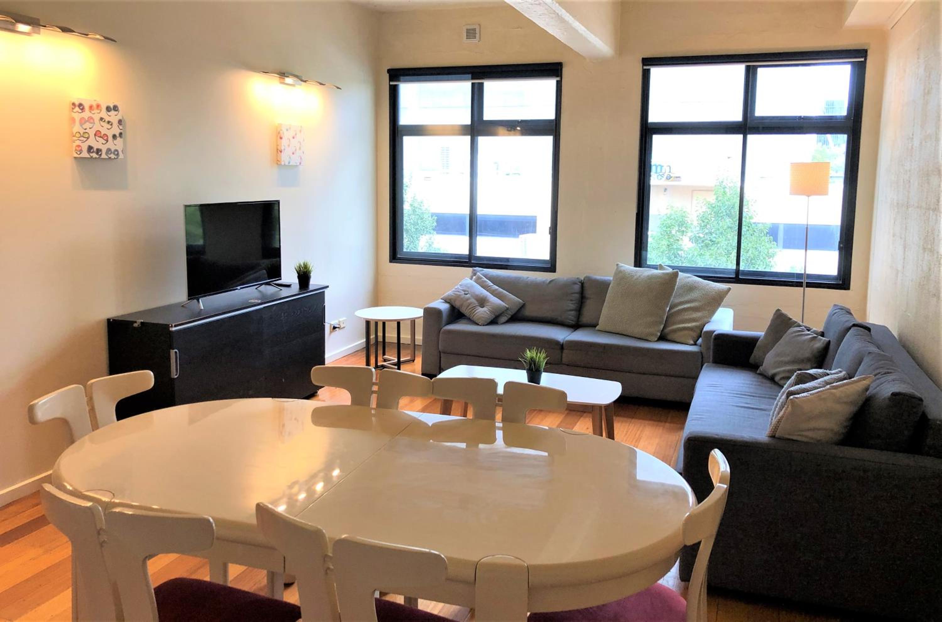 ReadySet Apartments on King