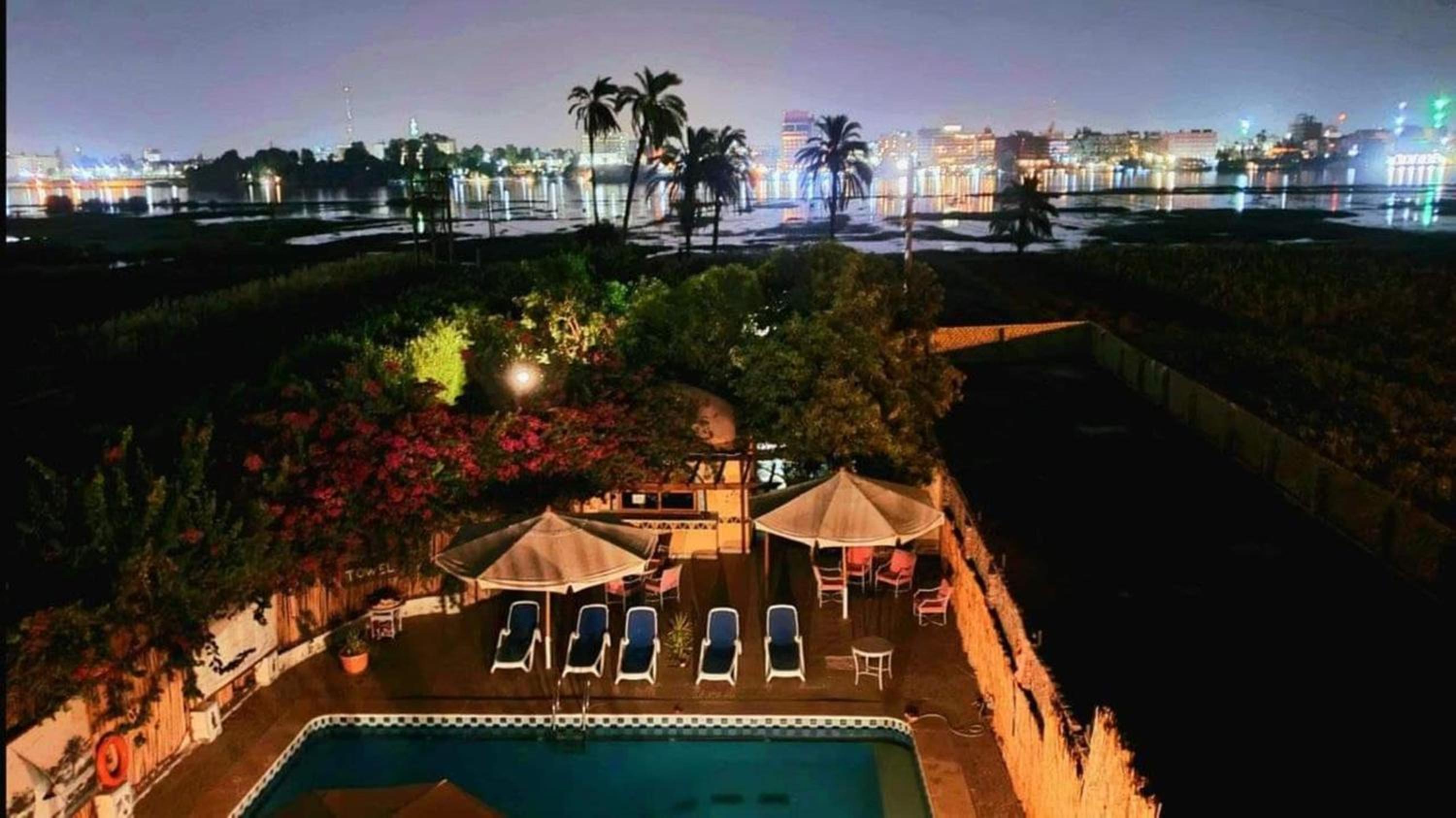 Nile Compound