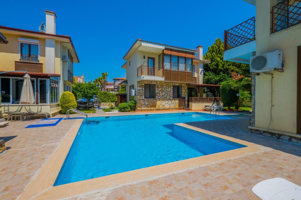 Infinity Safran Villa