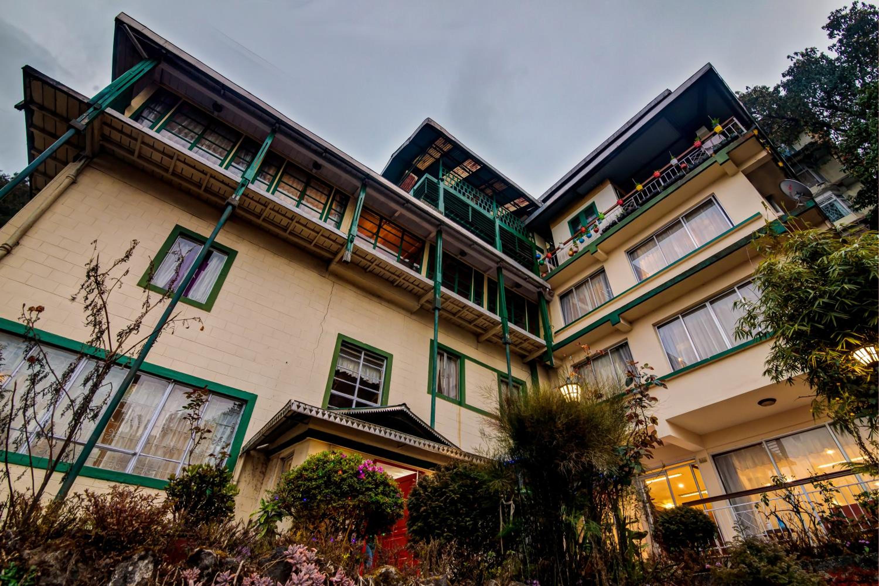 Muscatel Himalayan Resort - 400 Mts from Mall Road view 5