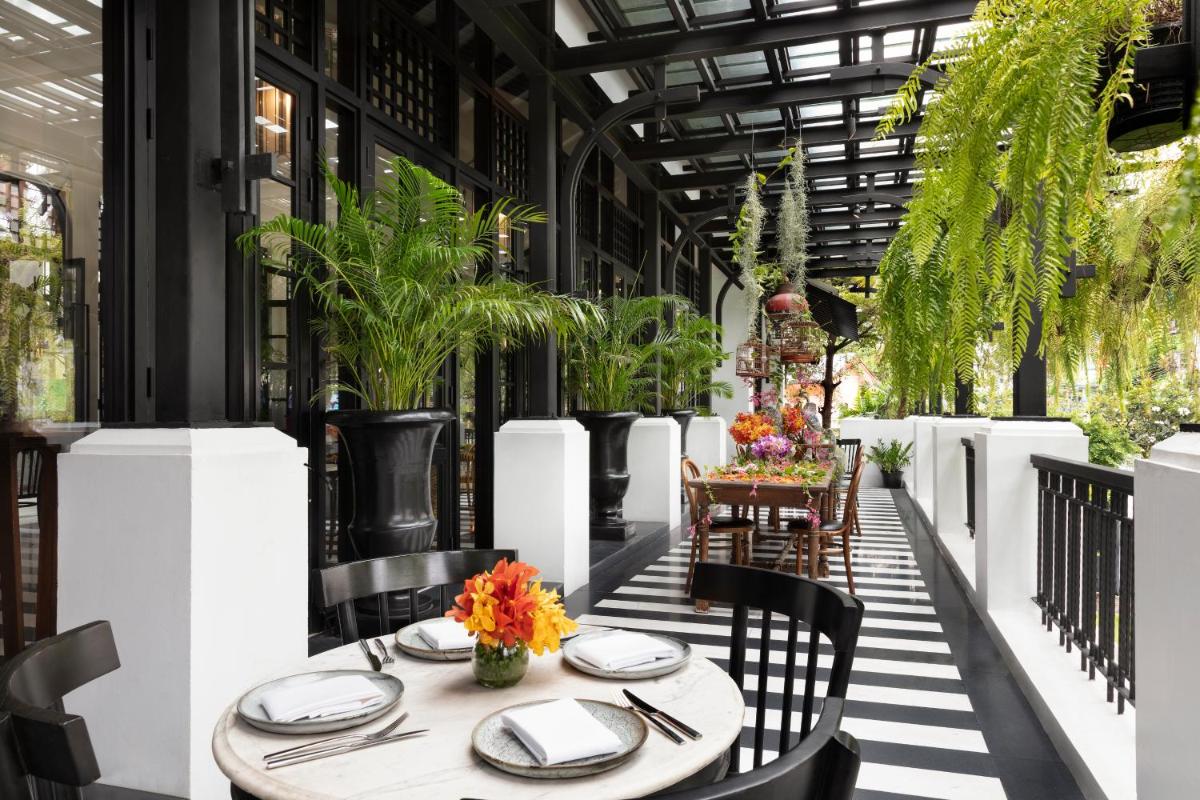 The Siam 13