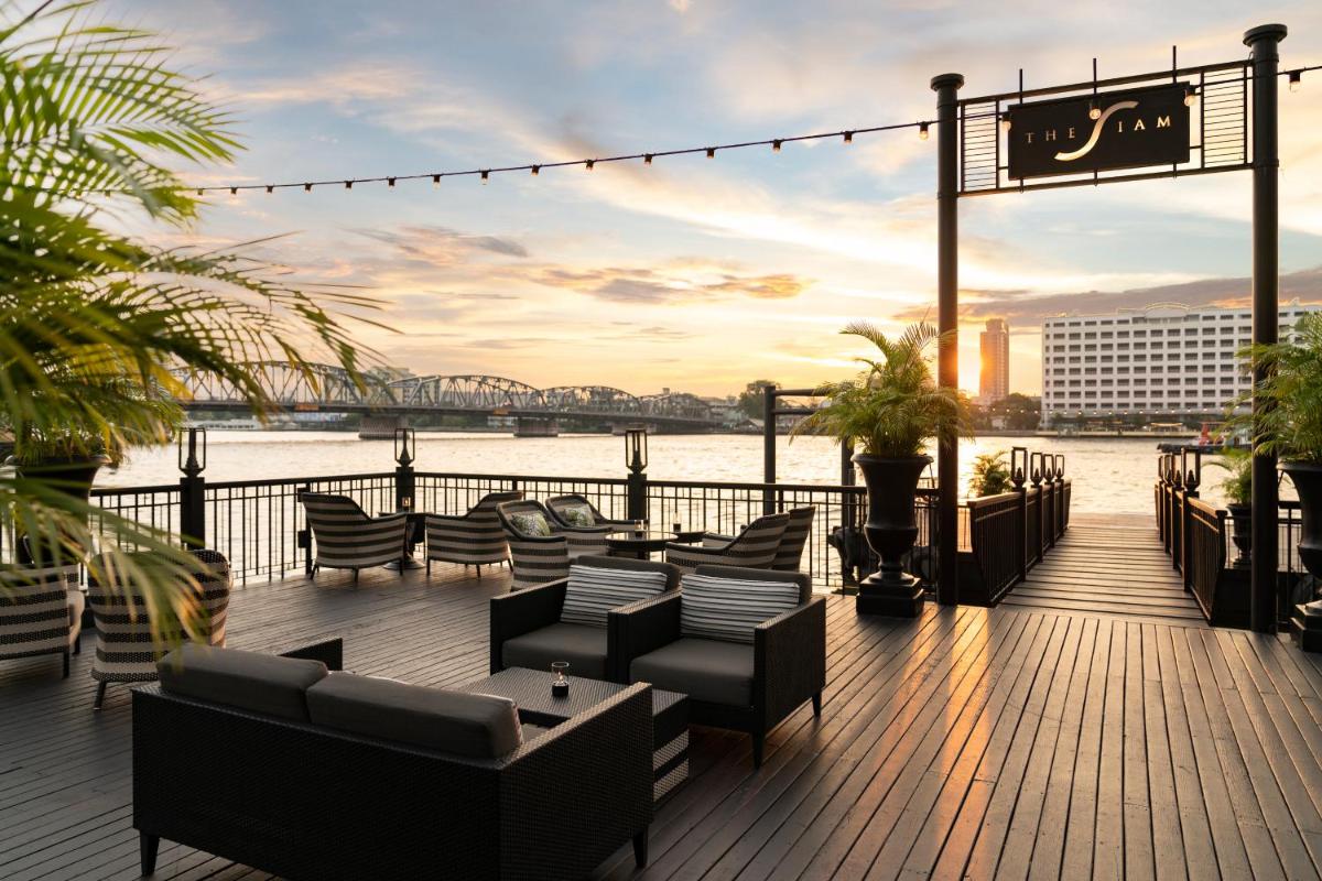 The Siam 26