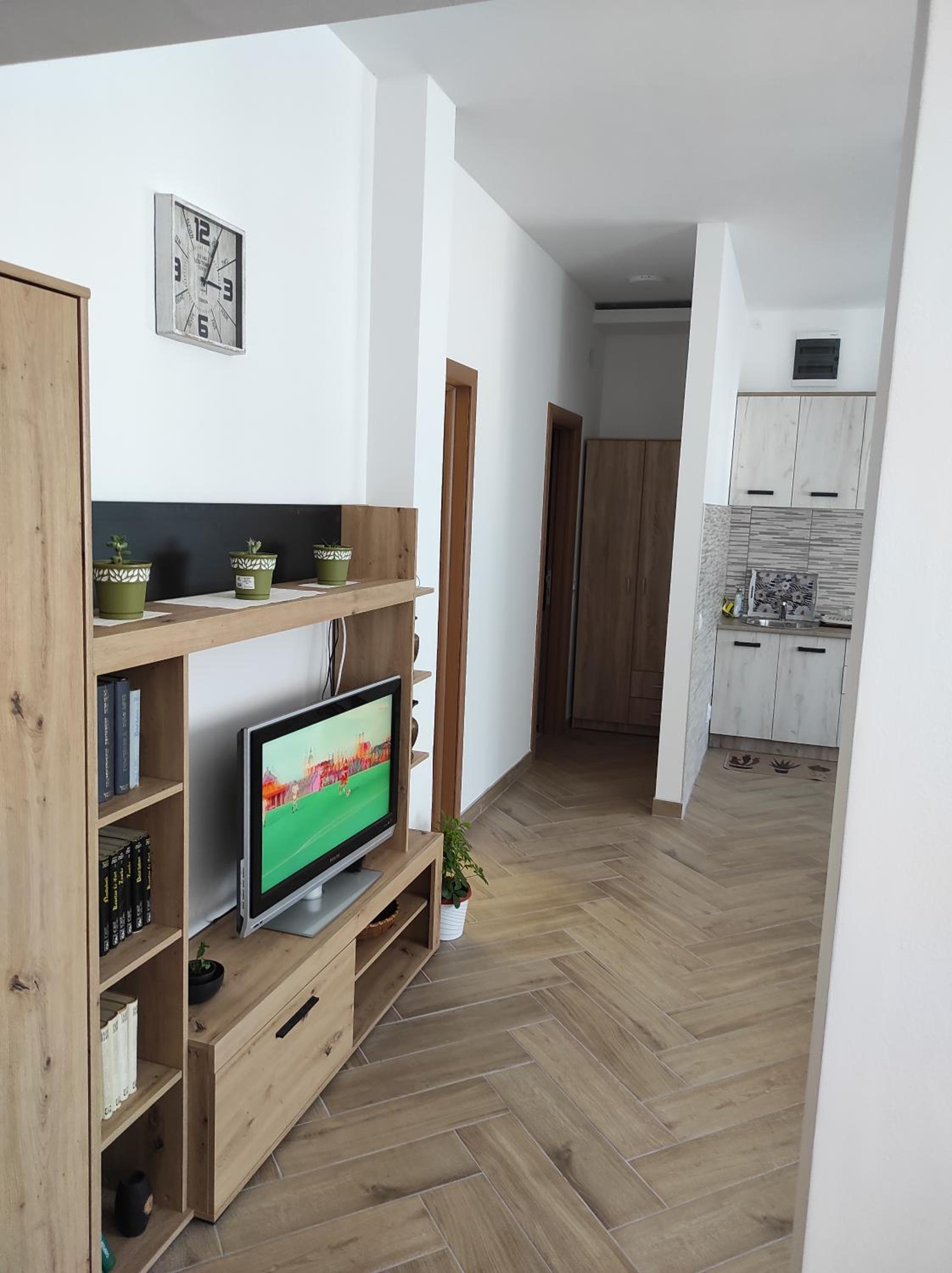 Andrea Airport Apartments