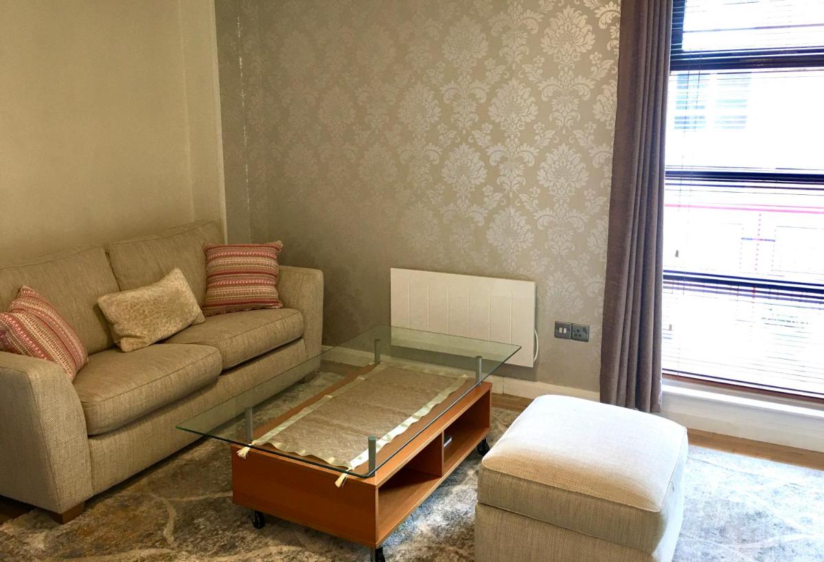 One-bedroom Rotherhithe/Bermondsey flat, Central London, UK