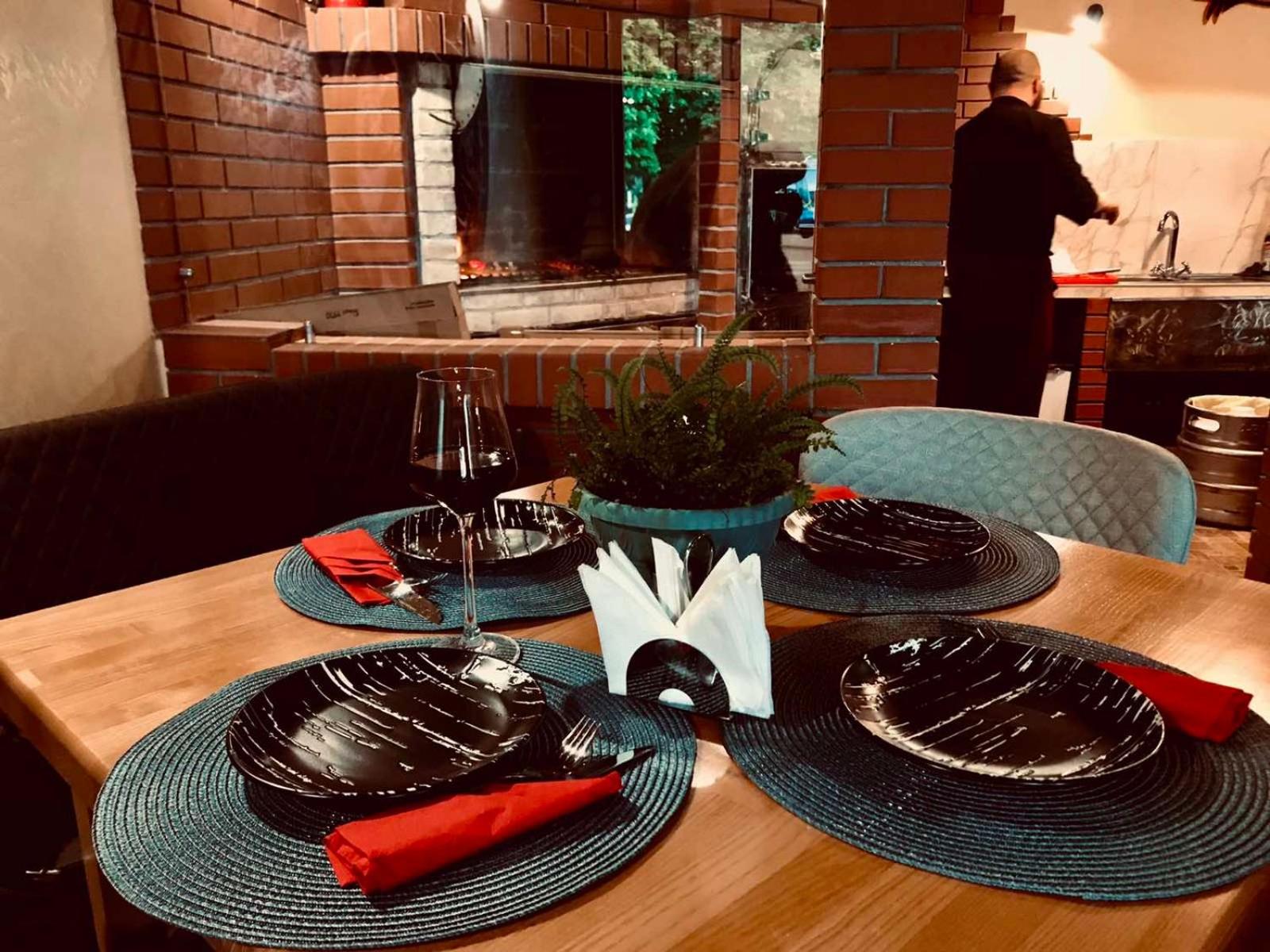 restaurant