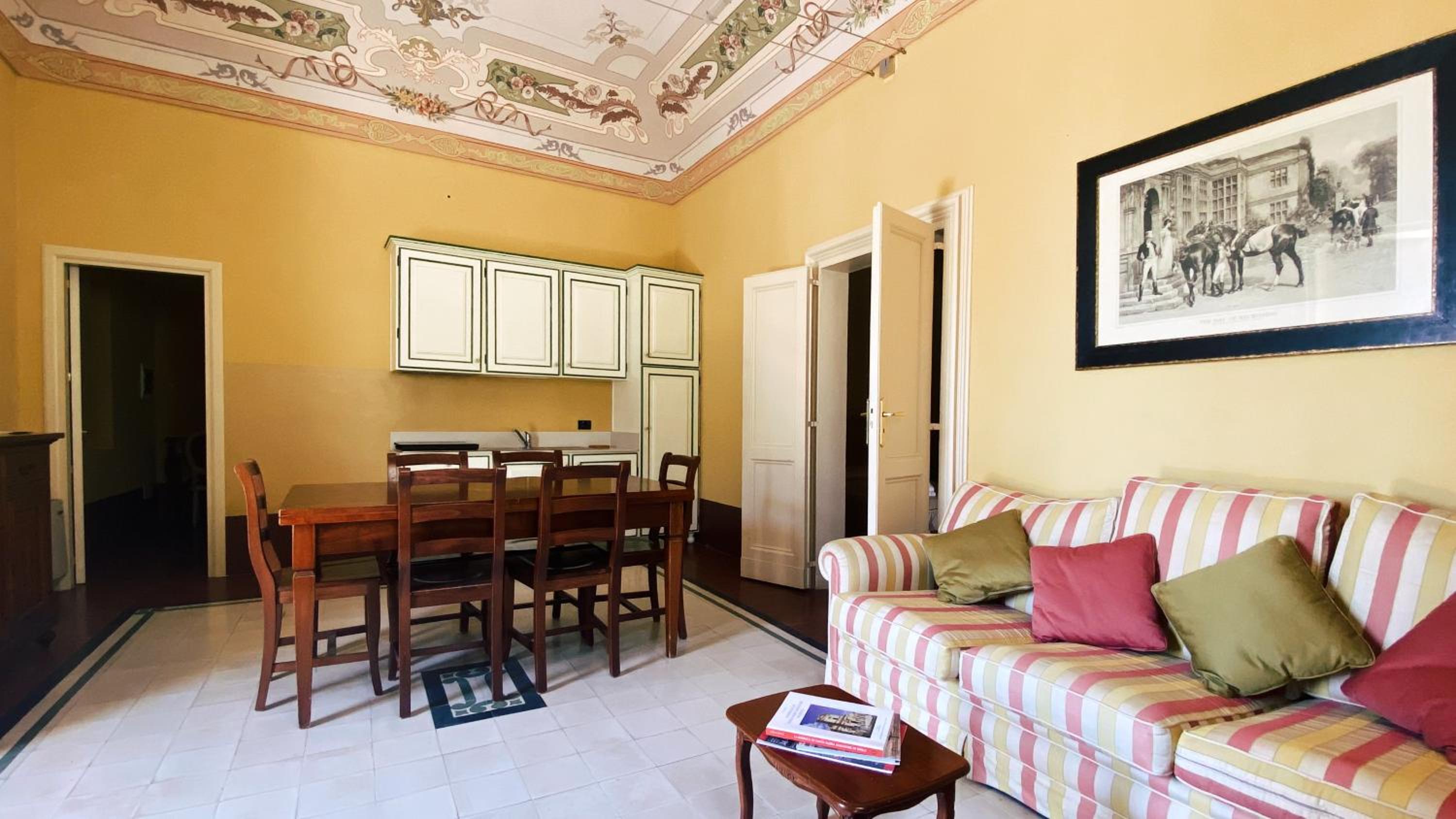 Palazzo Gambuzza, photo 79