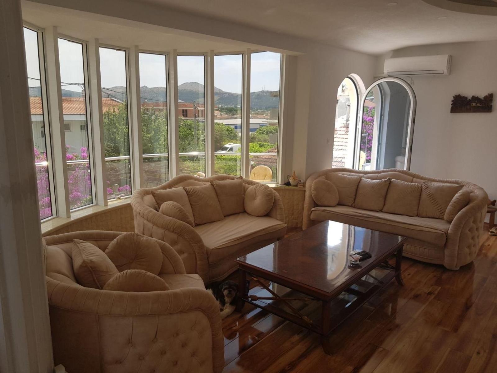 Guest house Nina view 2