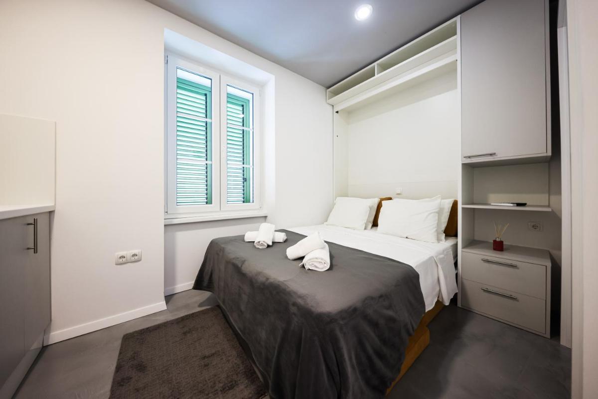 1914 Studio Apartments view 5