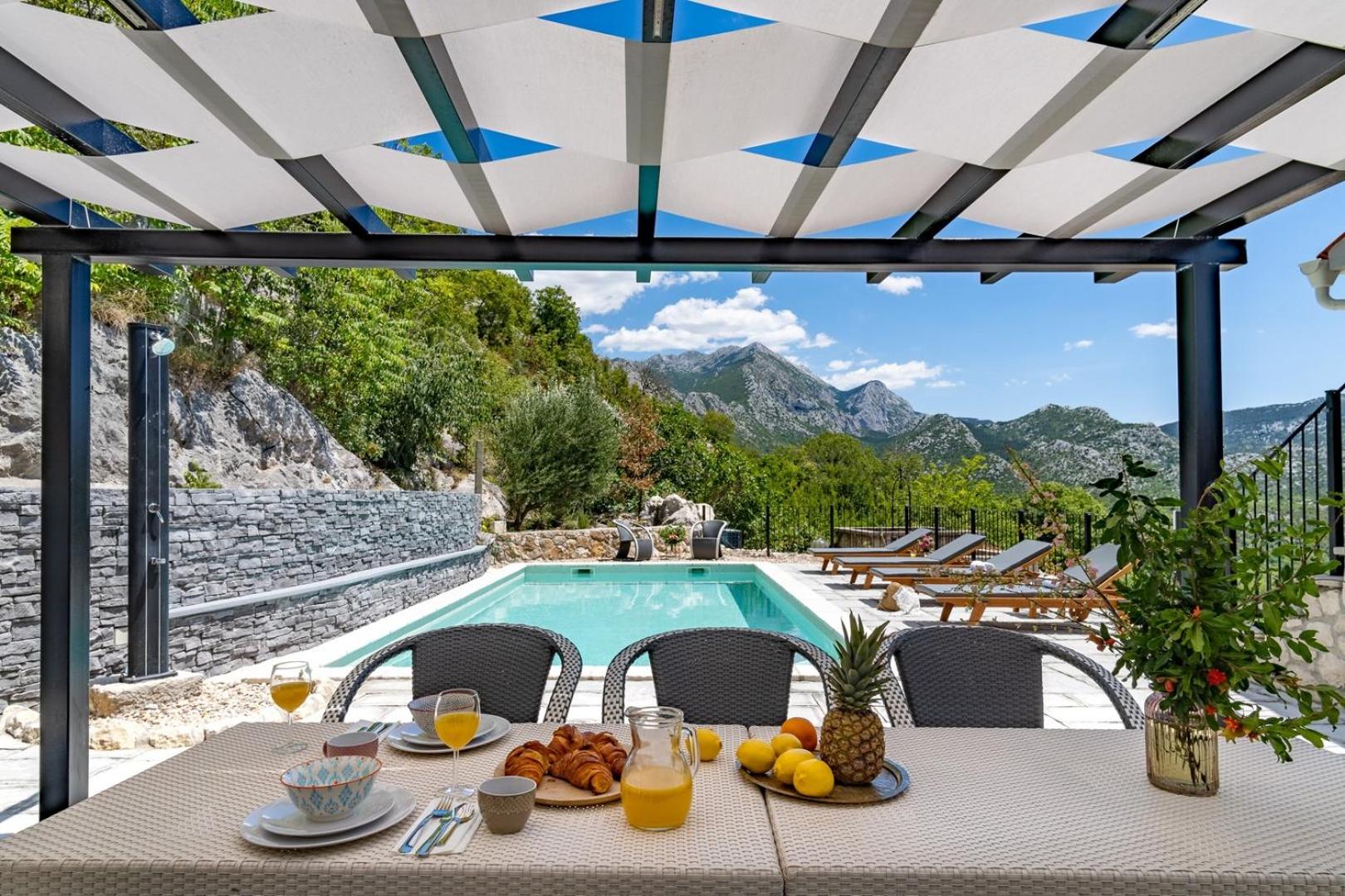 Stone villa JUDITA with heated pool and hydro-massage view 2