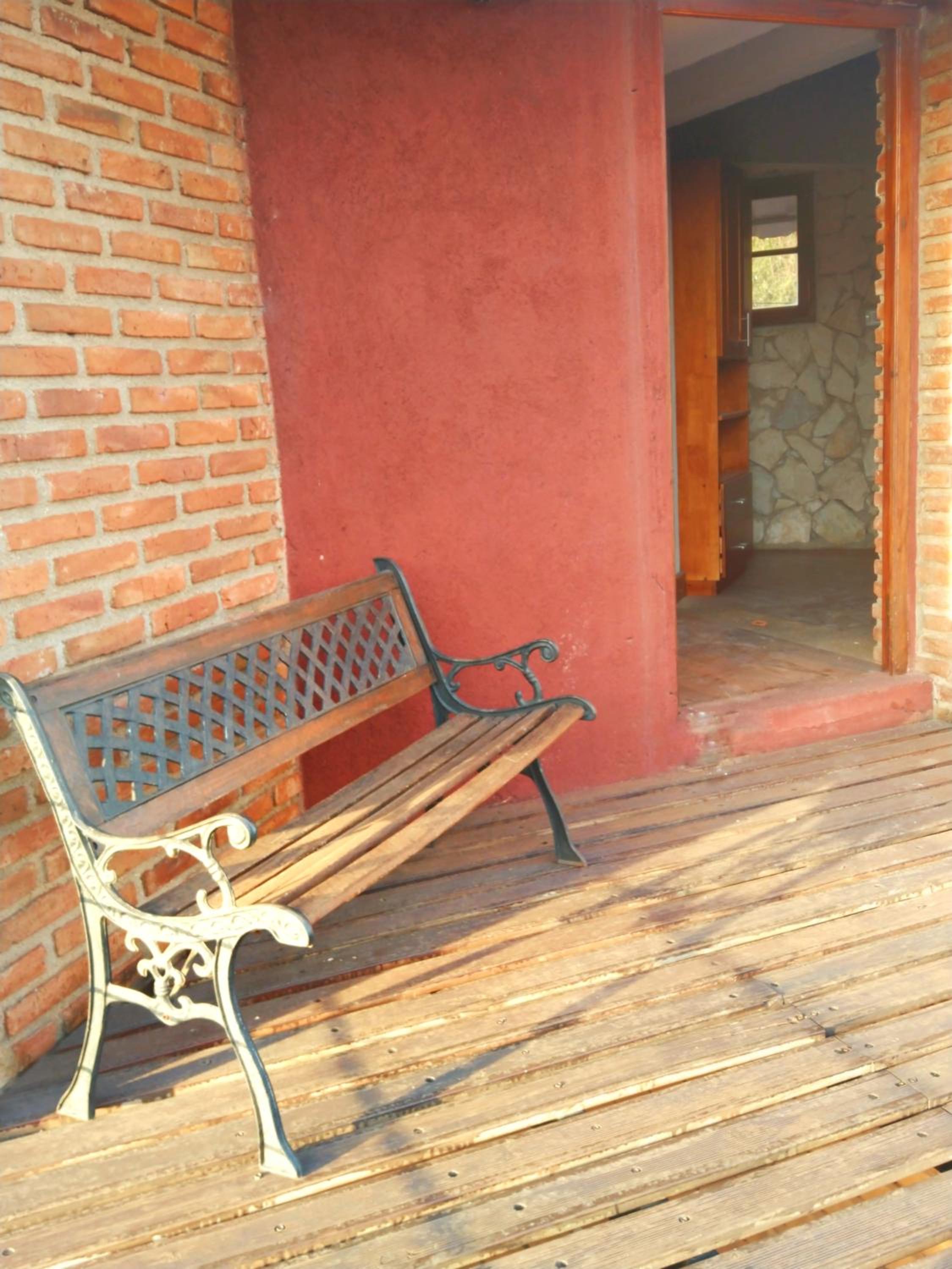 AIRES Refugio Serrano