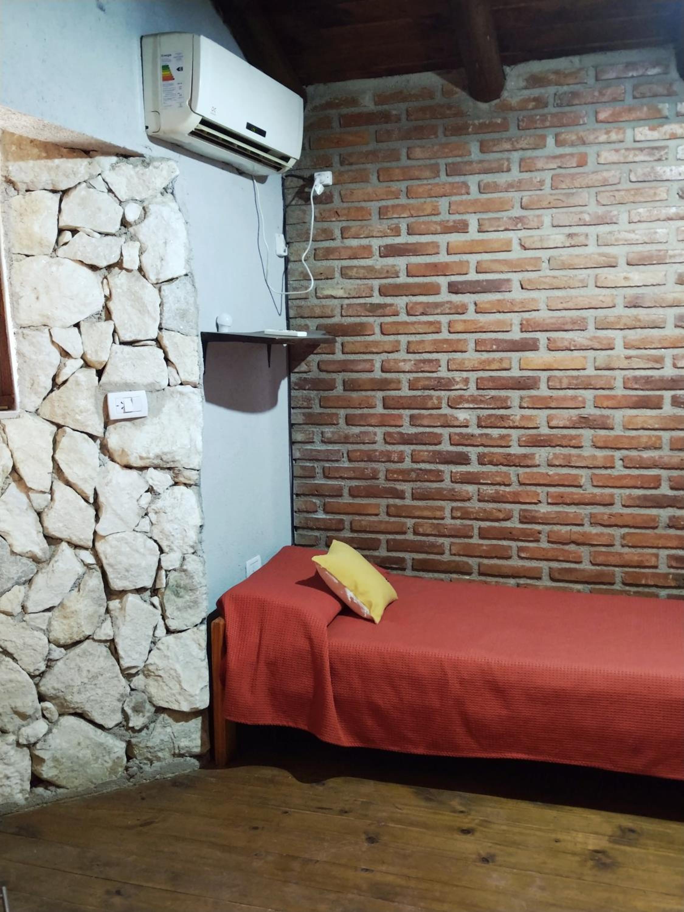 AIRES Refugio Serrano
