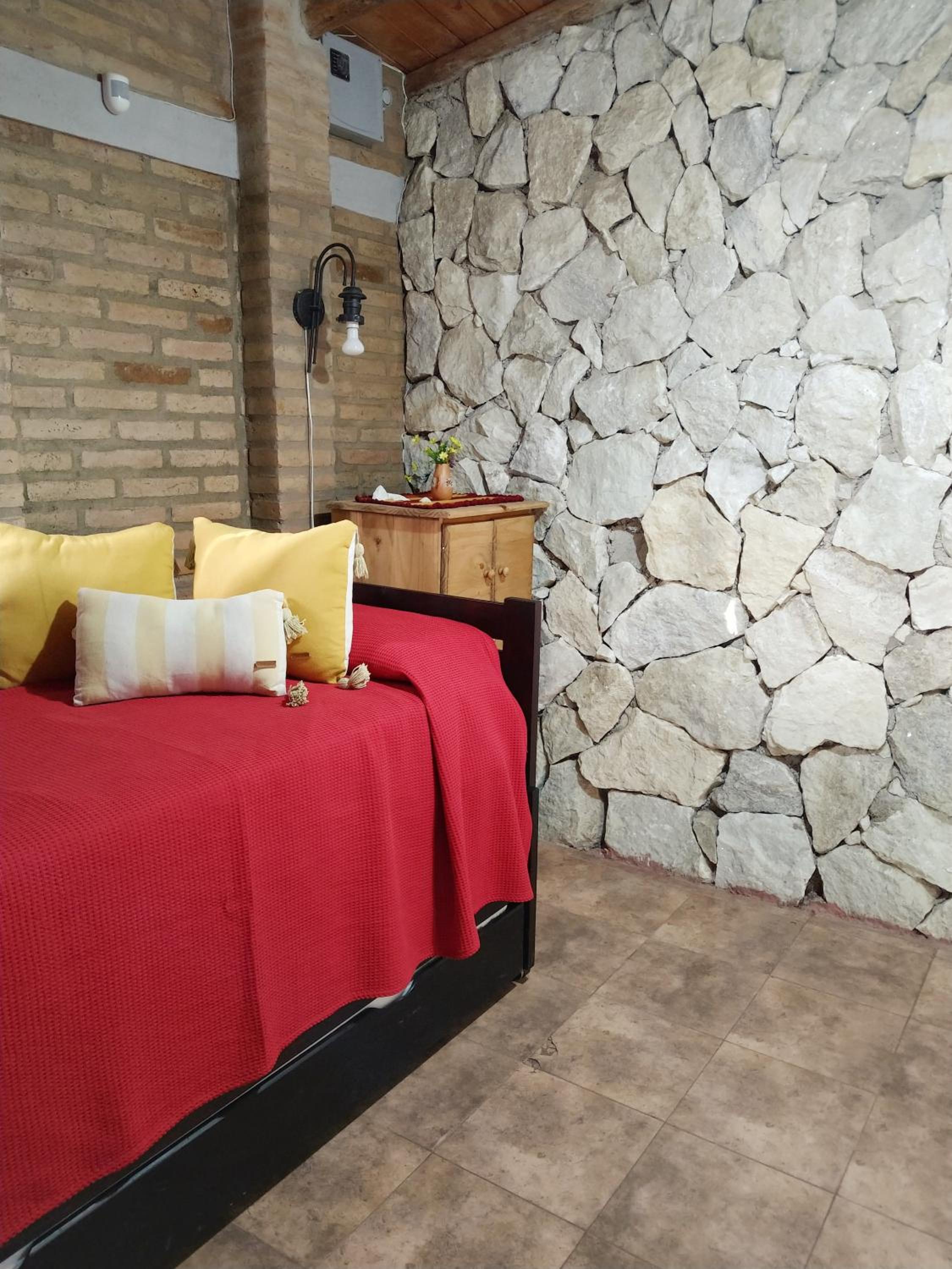 AIRES Refugio Serrano