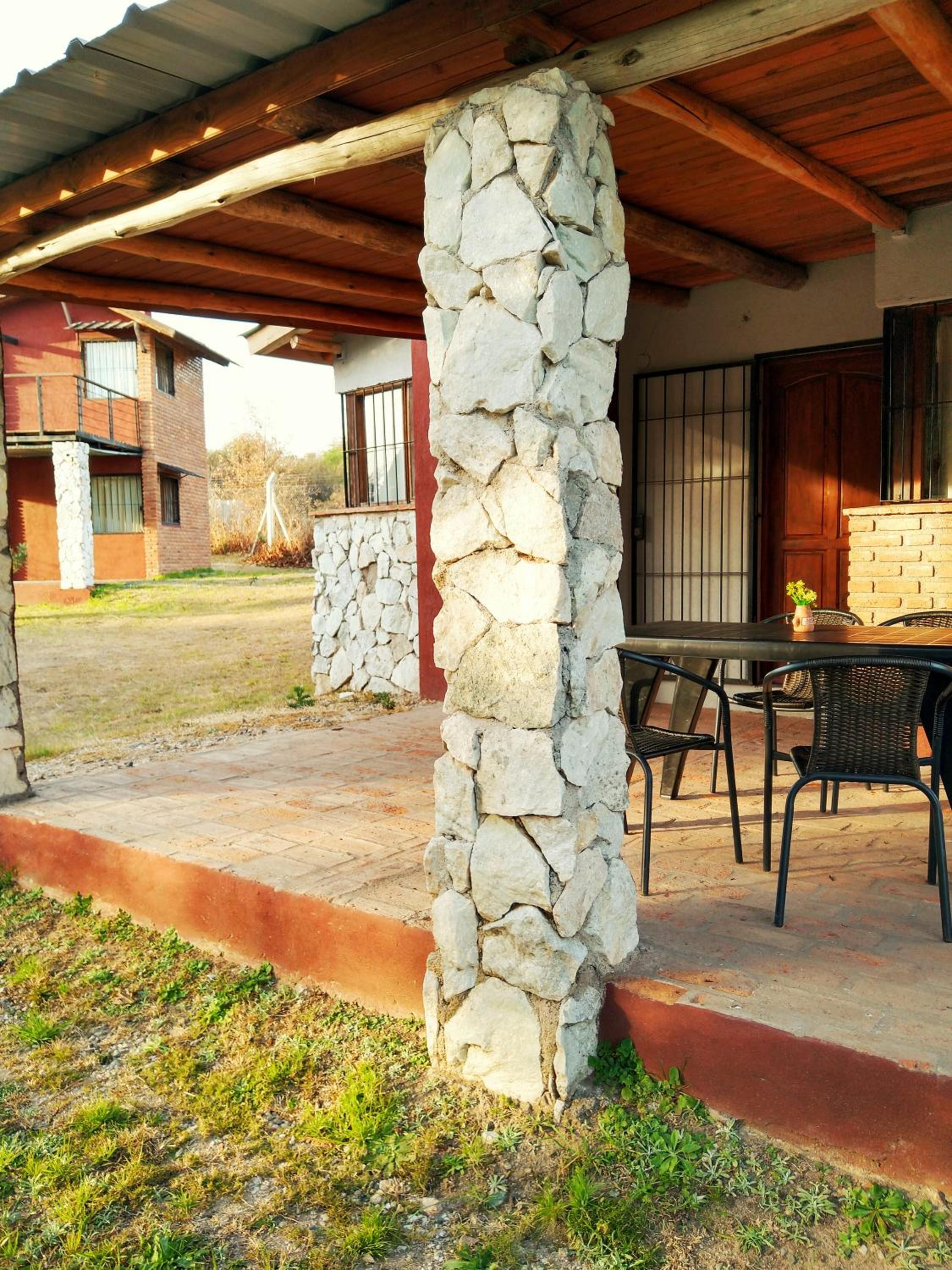 AIRES Refugio Serrano