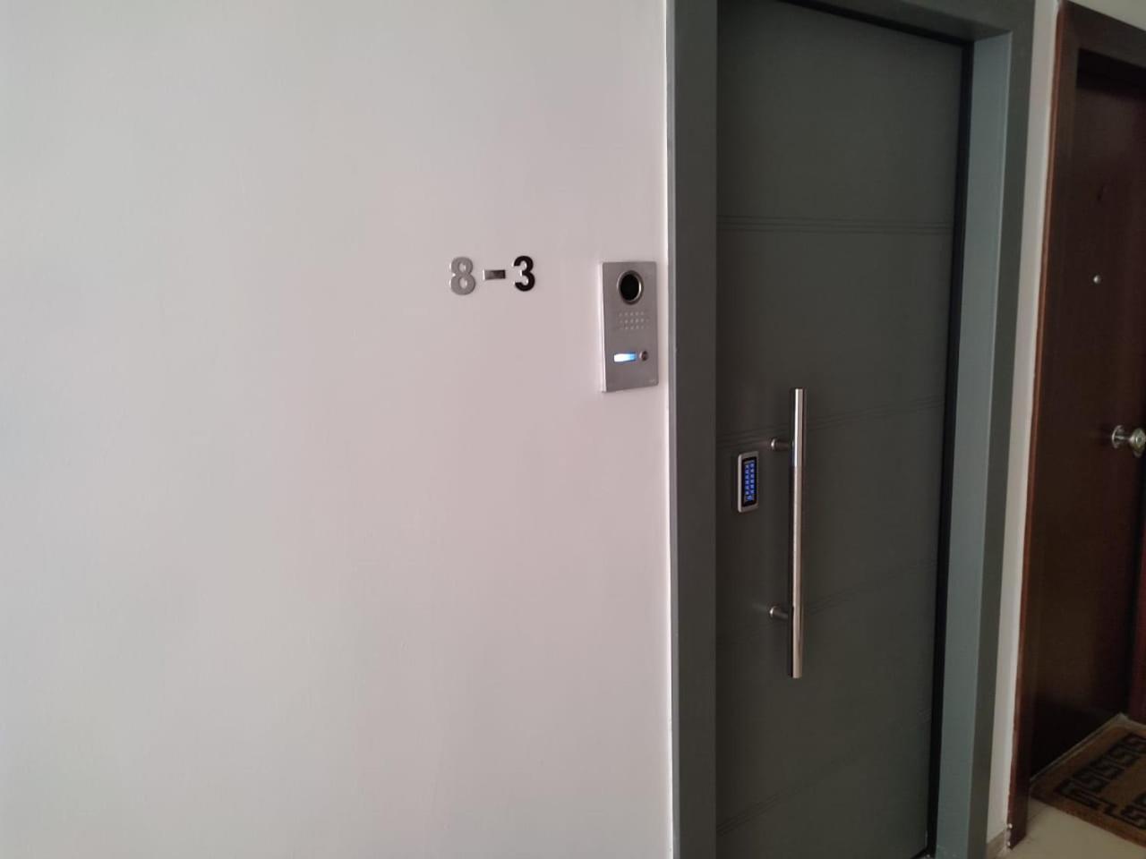 Amazing Apartments @ Aiolou Str.