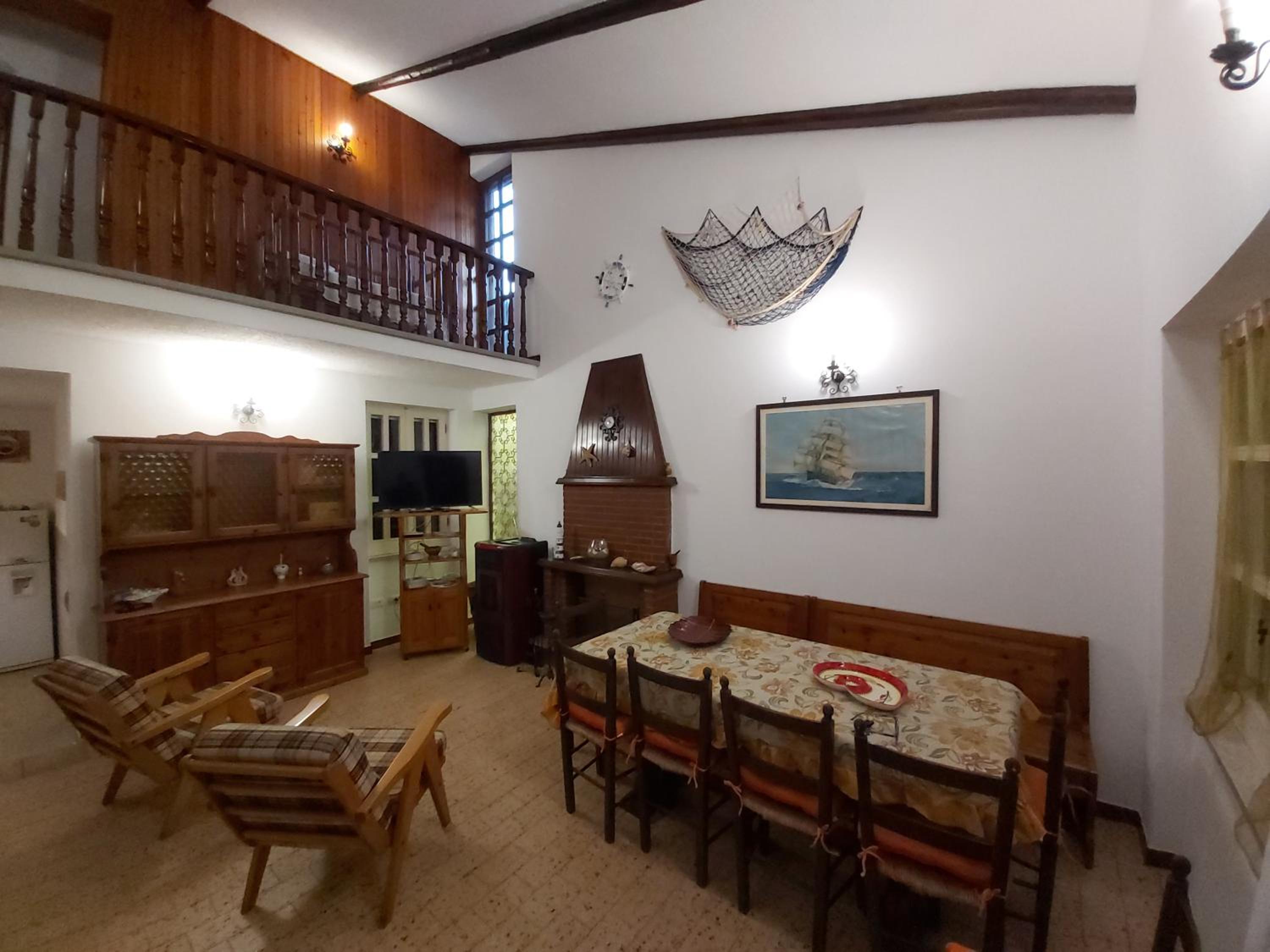 Villa l'Amante view 2