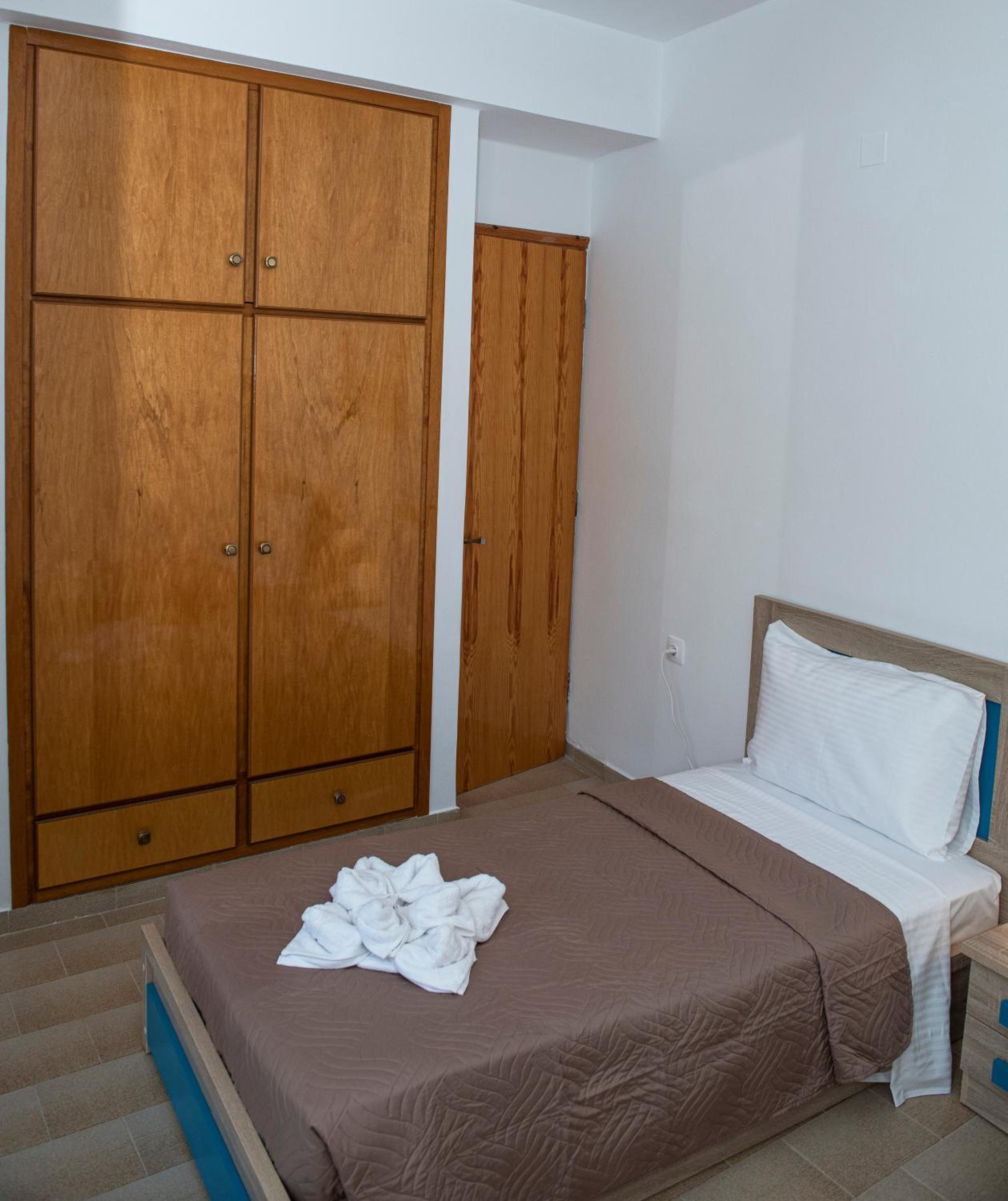 Apartments Kalaitzakis with private pool