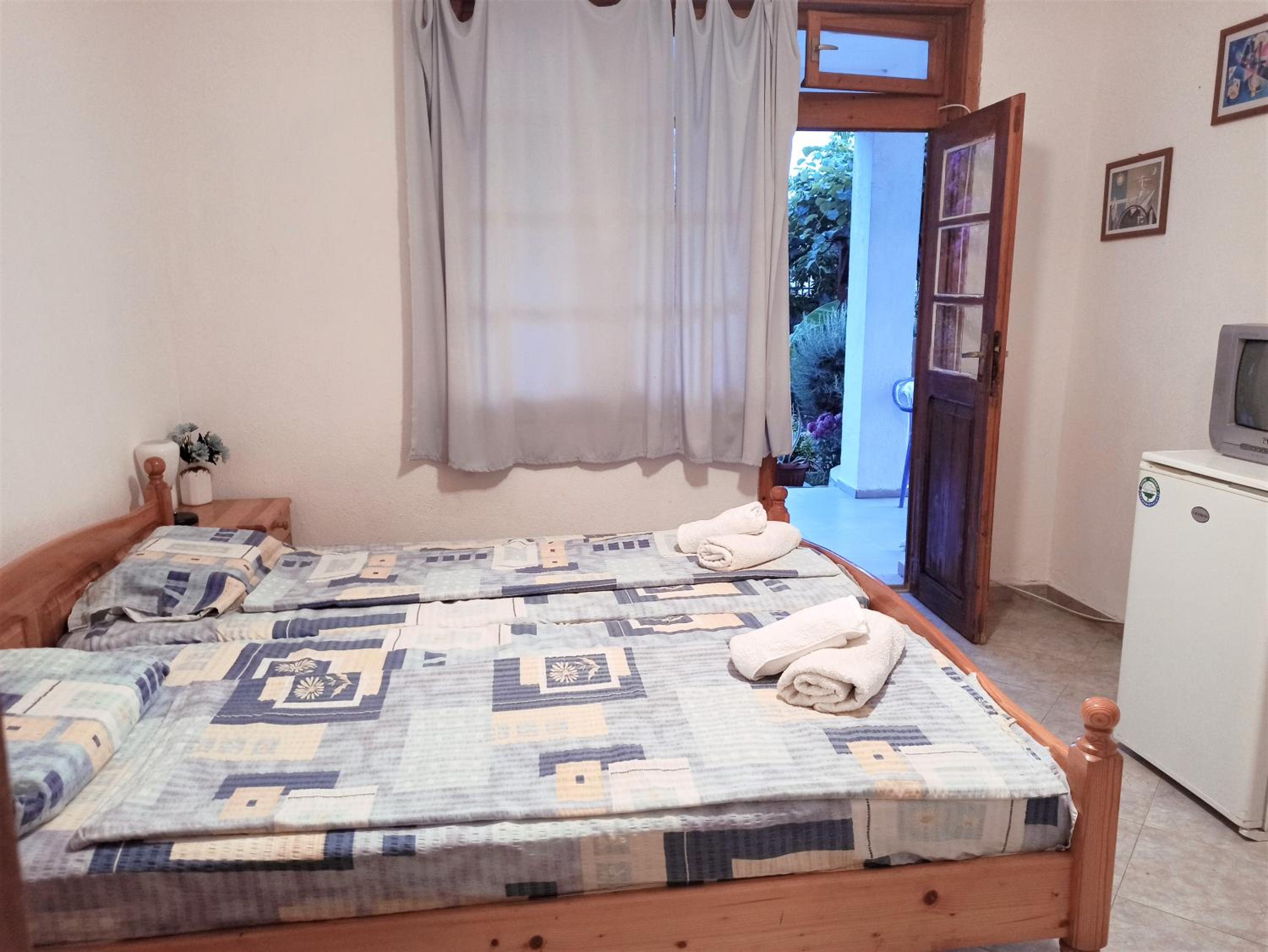 Room for two in House of relax Ahtopol view 3