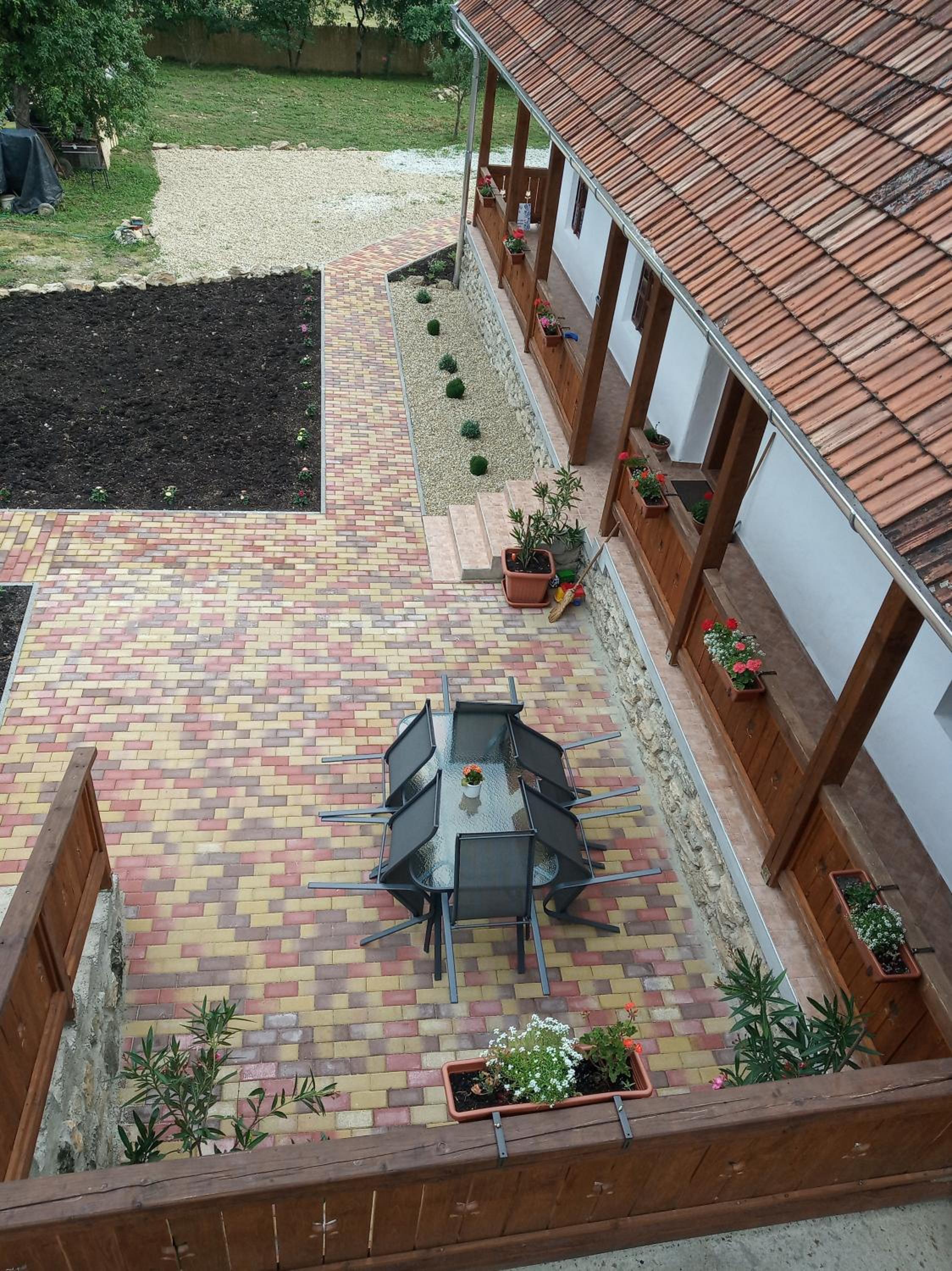 Photo 26