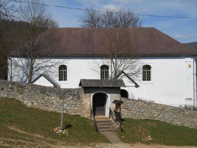 Photo 28