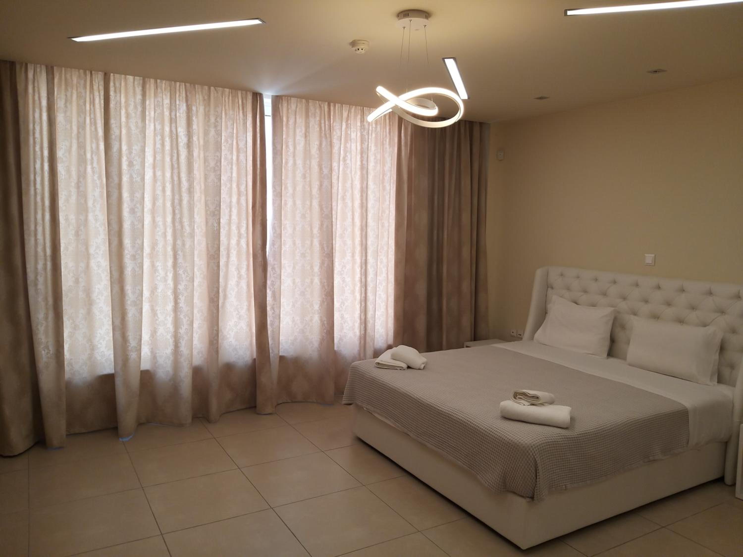 Amazing Apartments @ Monastiraki Subway Station