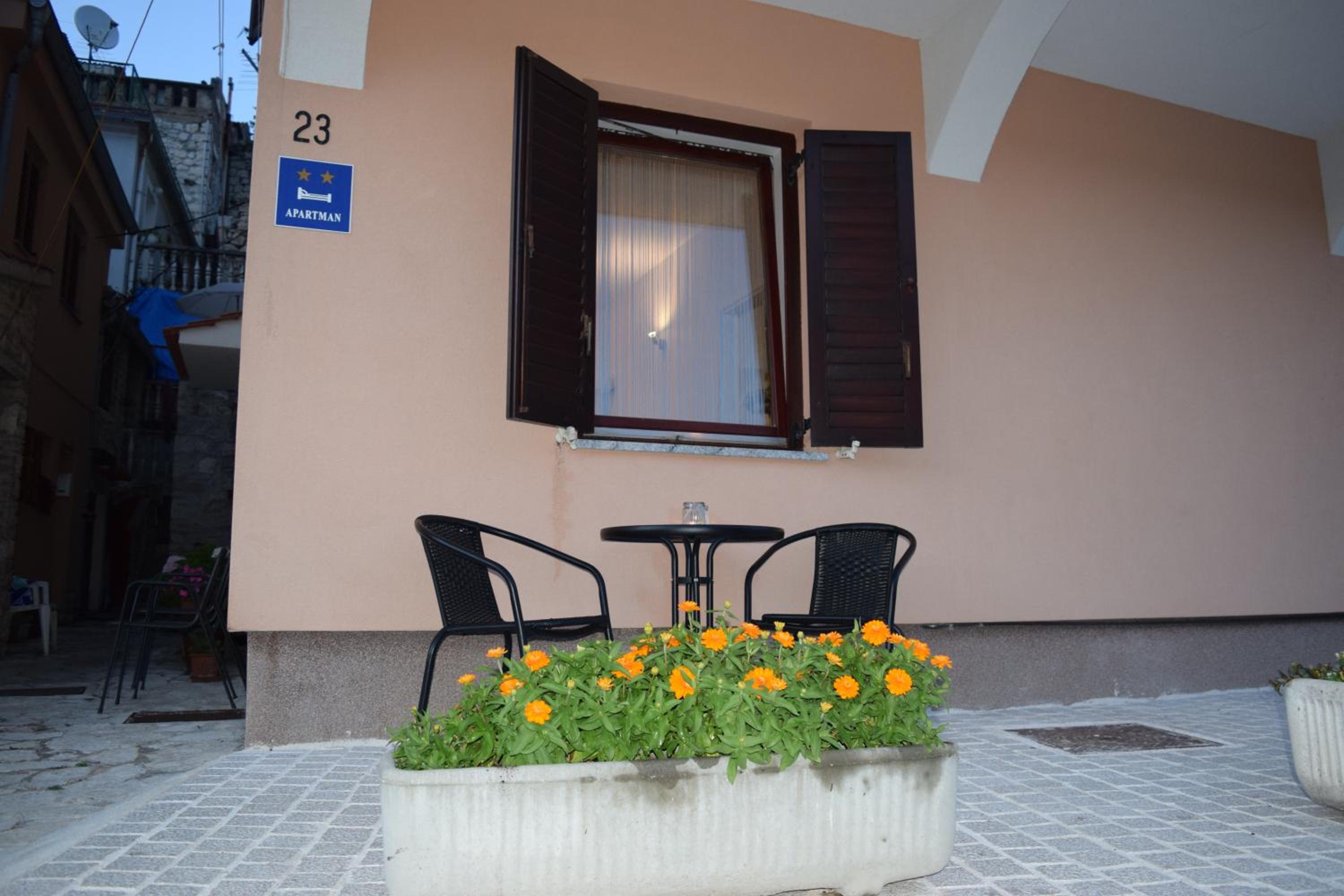 Hotel Apartman Nino - Image 1