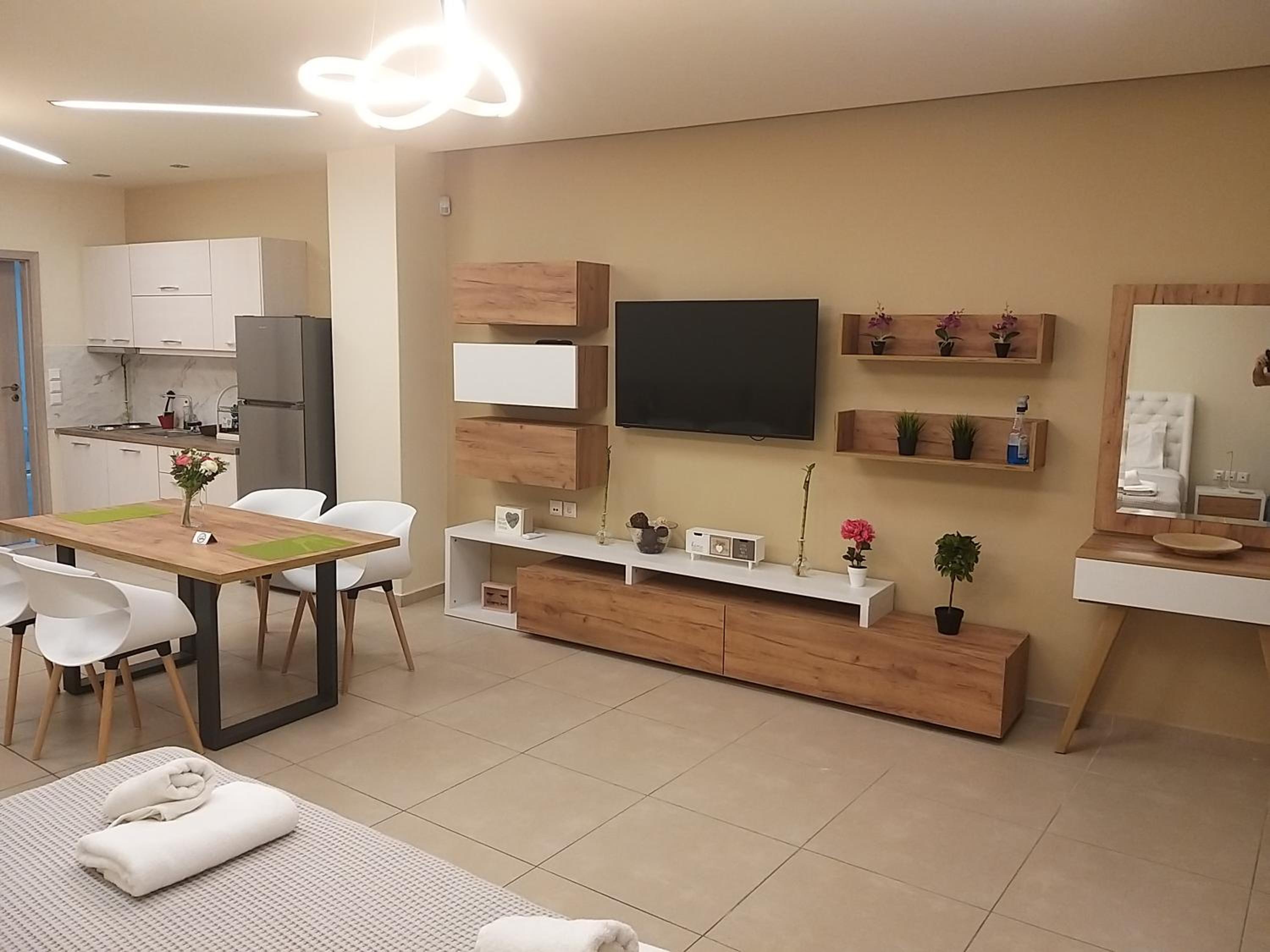 Amazing Apartments @ Monastiraki Subway Station
