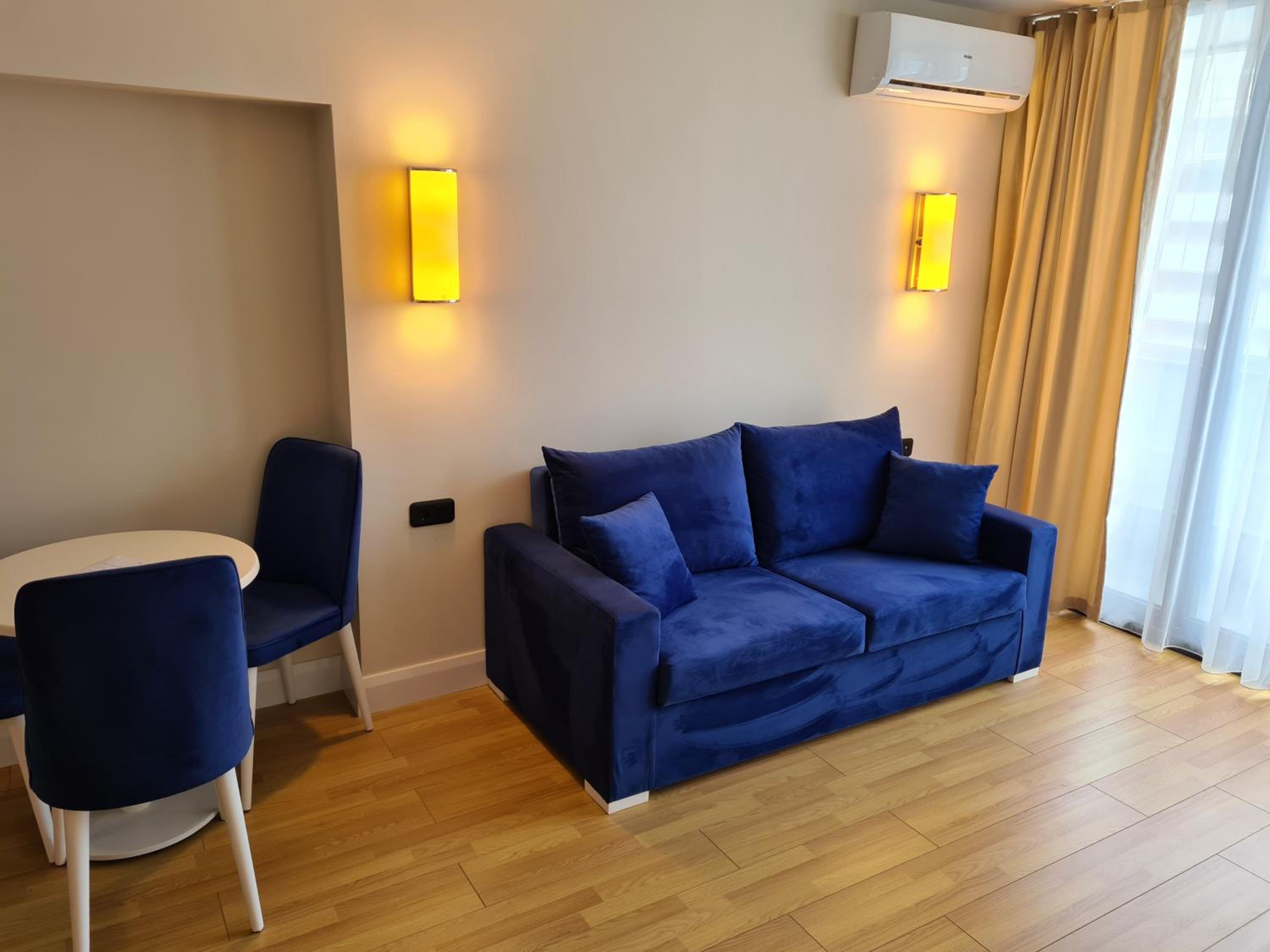 45th floor LUX 2 room apartment Orbi City