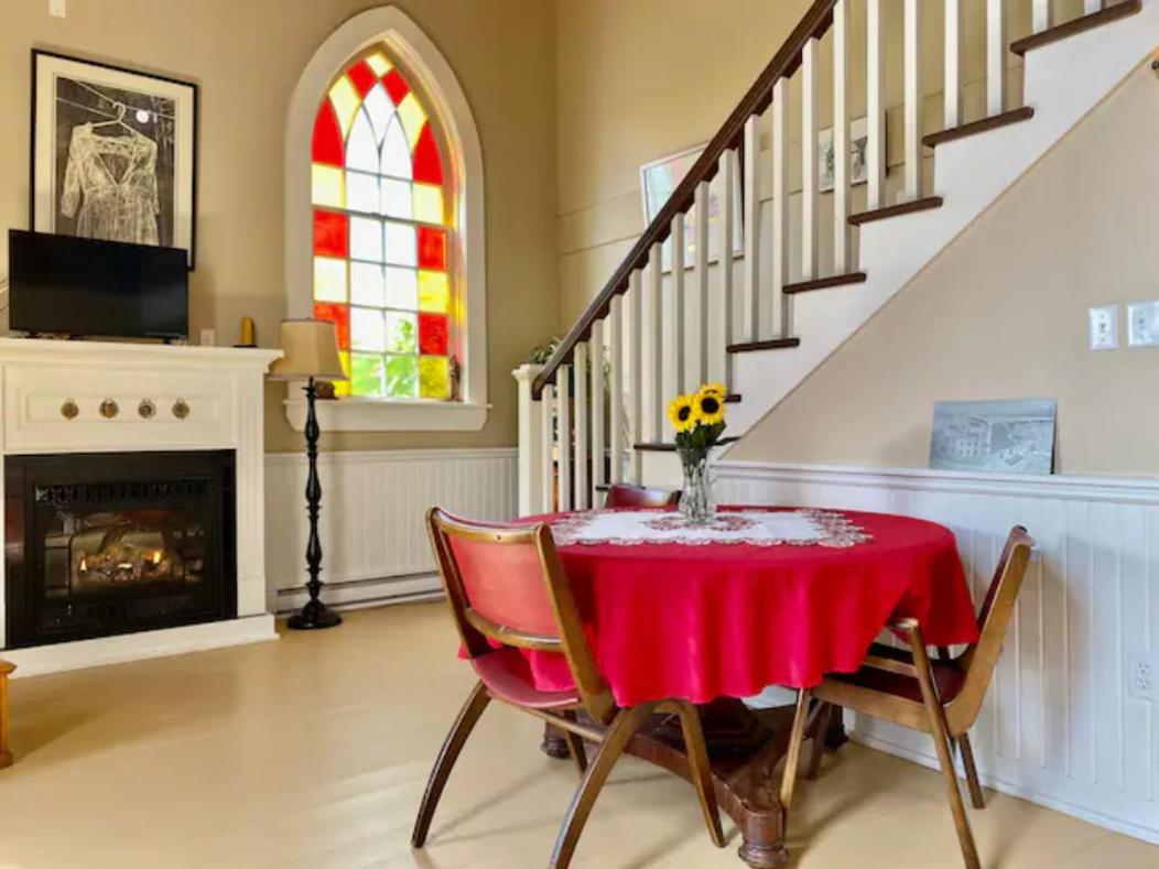 Unique Stay! Converted Church In Idyllic Location, photo 7