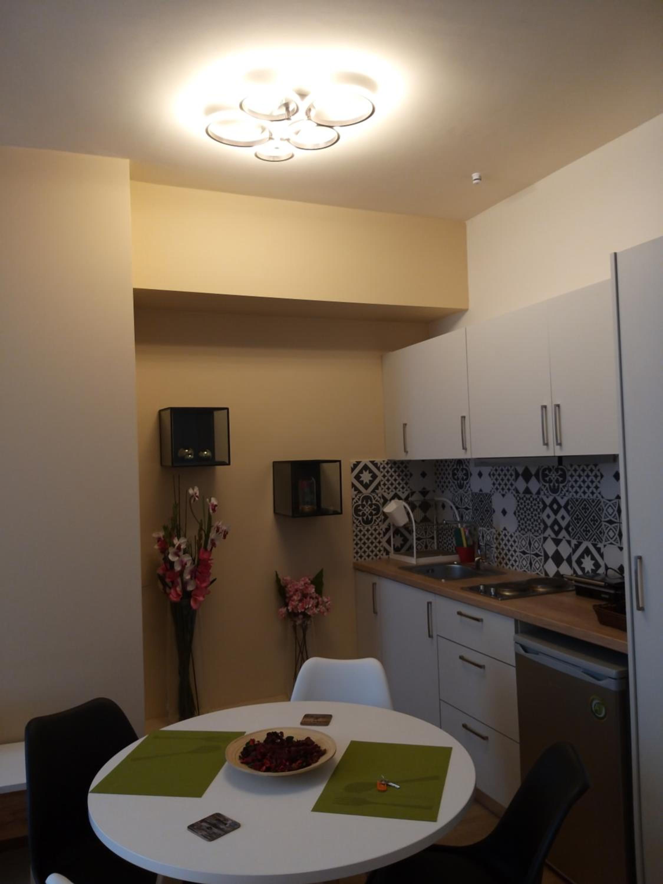 Amazing Apartments @ Monastiraki Subway Station