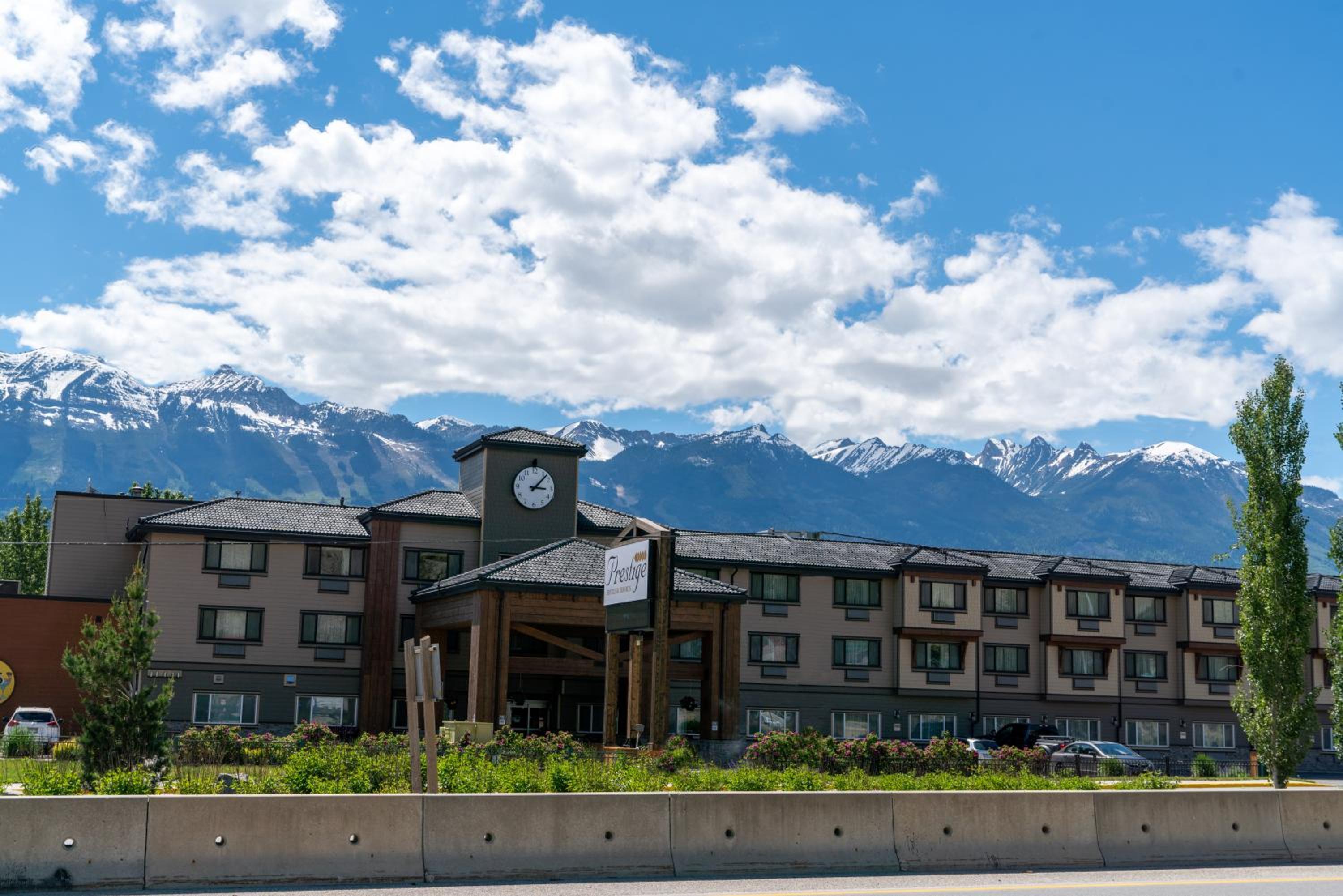 Golden Vacations - Prestige Inn Golden - Property Image 33