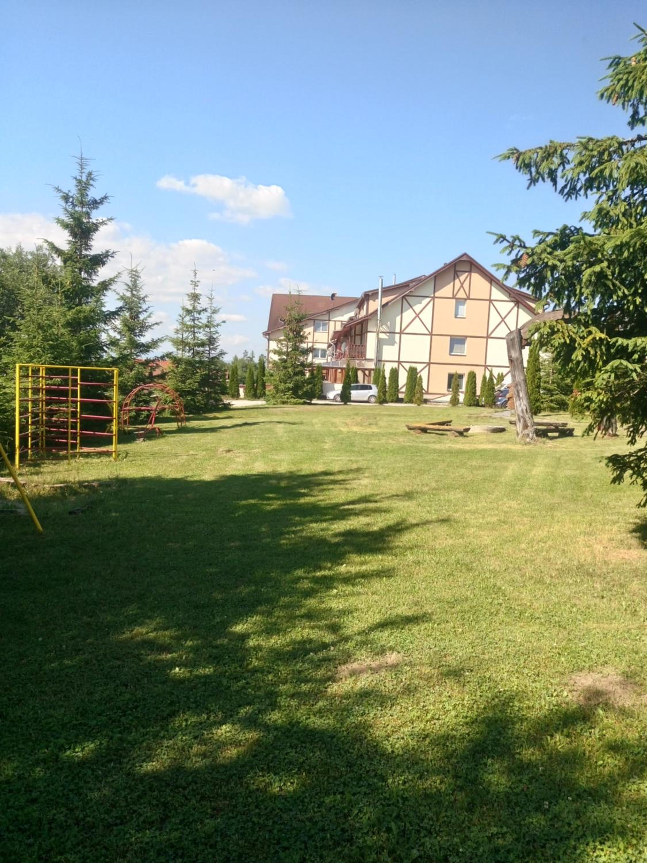 Photo 11