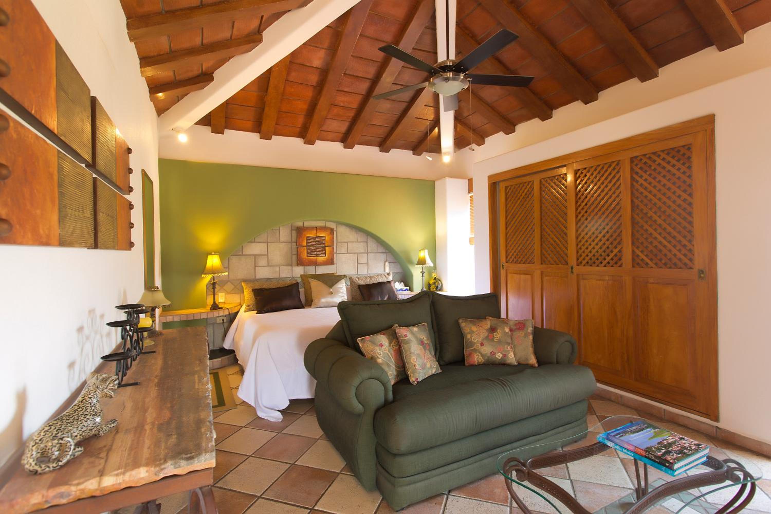 Villa Bella Bed & Breakfast Inn