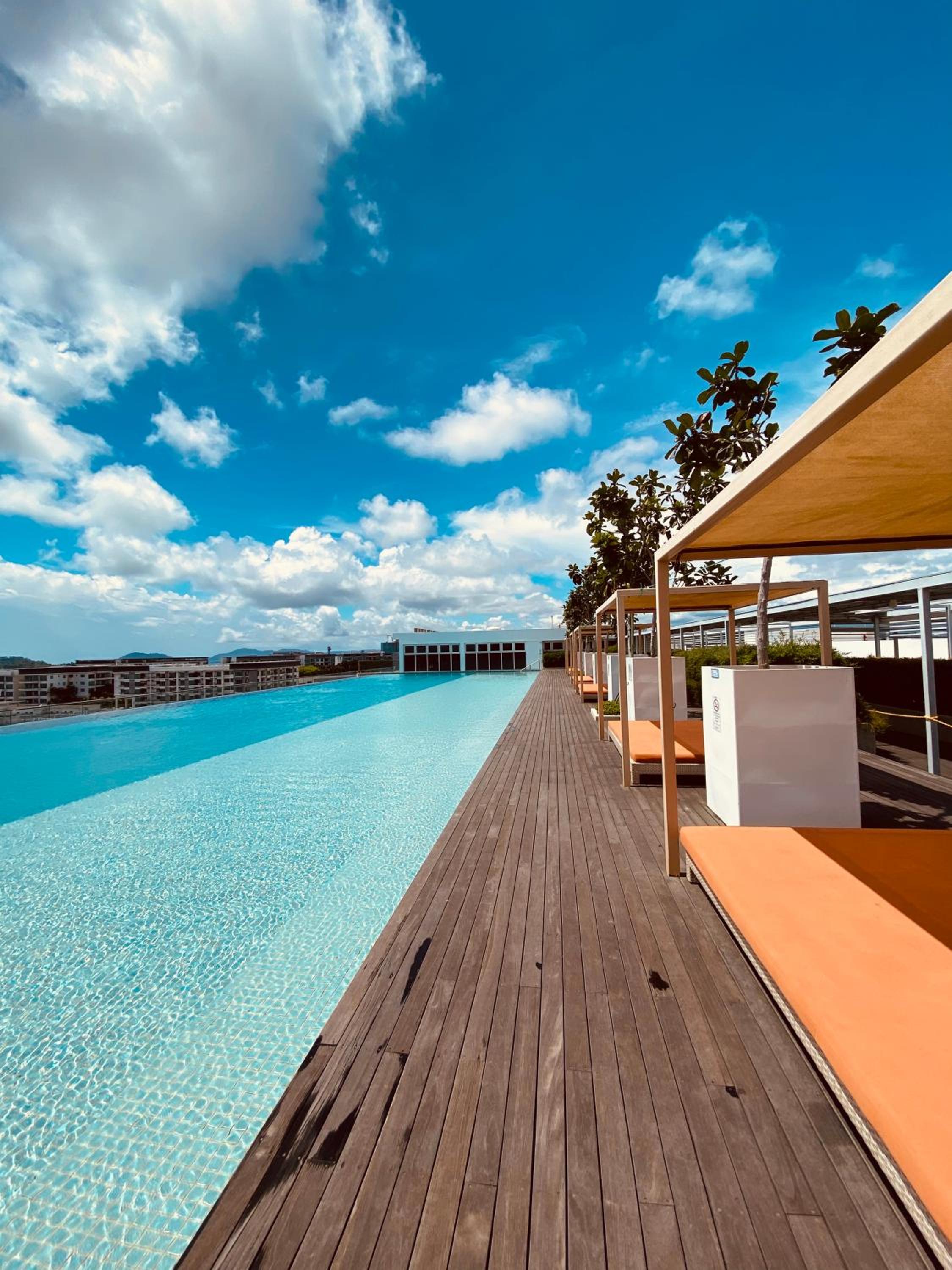 Hotel JY Vacation Home New & Modern Suite Infinity pool-Sutera Avenue - Image 1