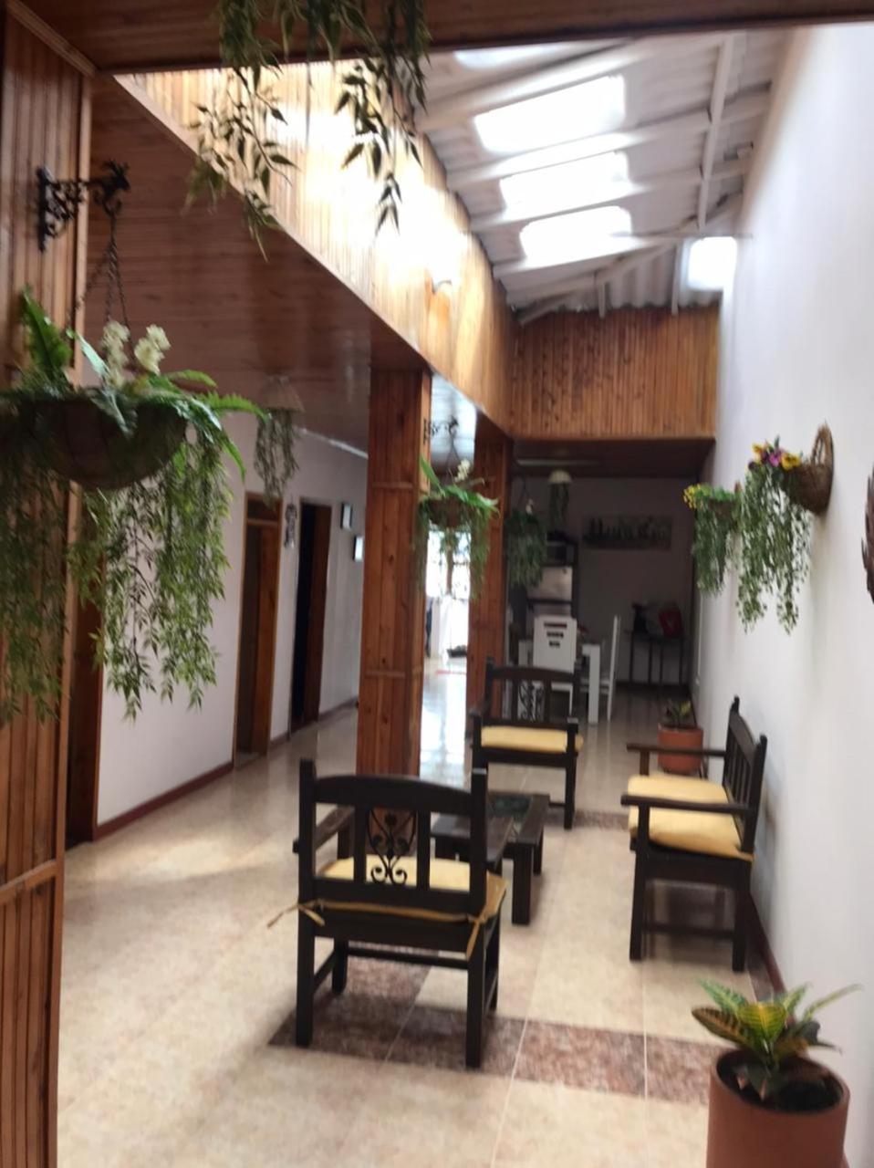 Hermosa Casa en el centro, a 3 cuadras de la Plaza Principal - Excelente ubicación