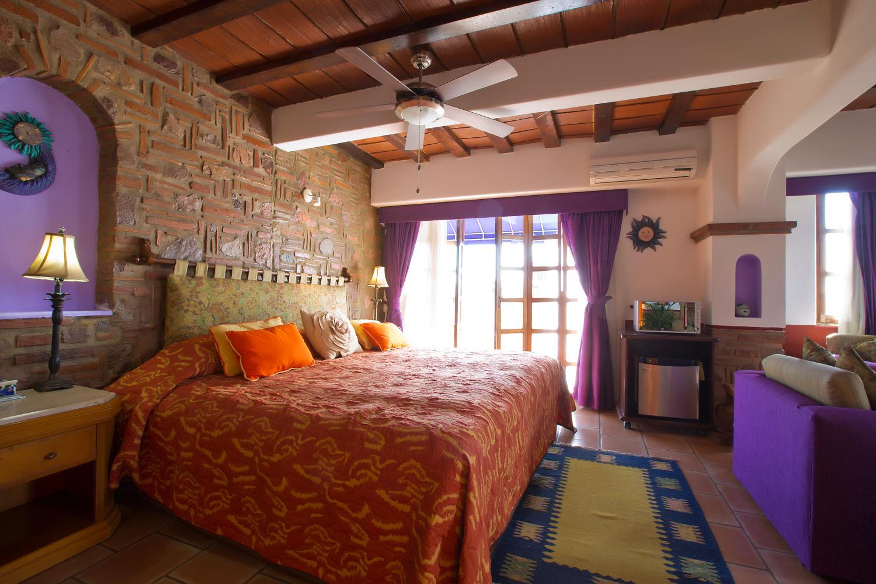 Villa Bella Bed & Breakfast Inn